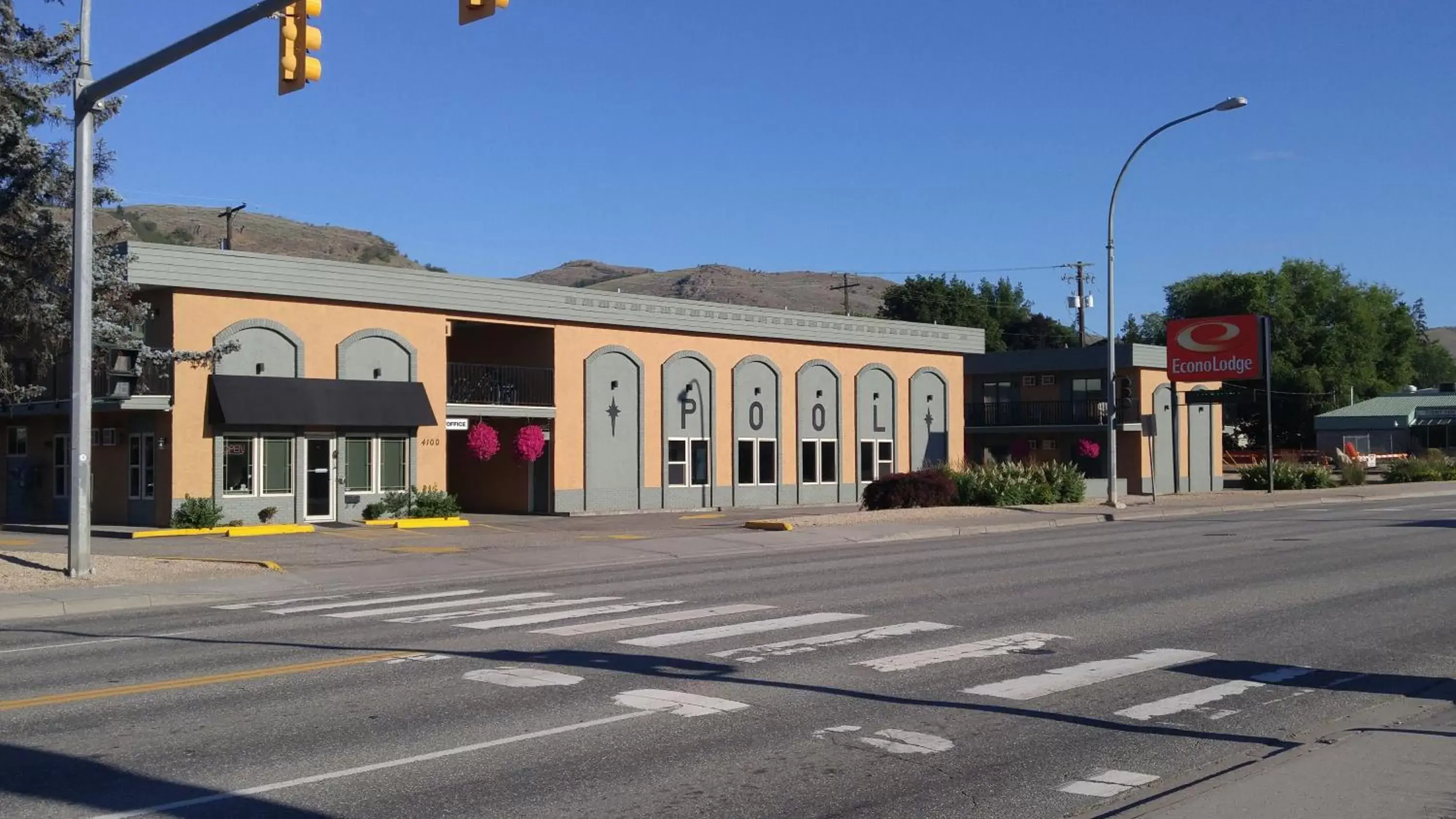 Property Building in Econolodge Vernon