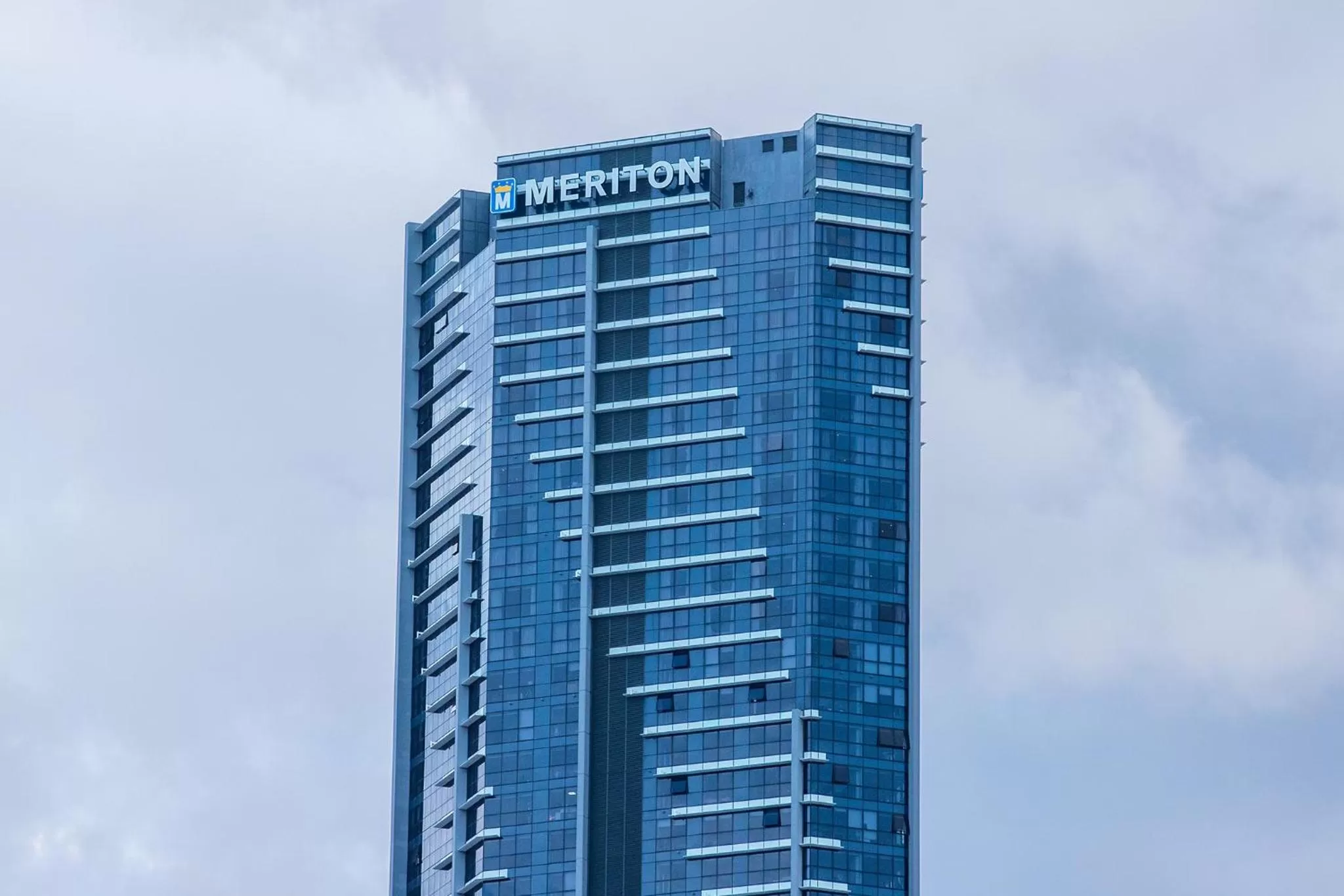 Property building in Meriton Suites Adelaide Street, Brisbane