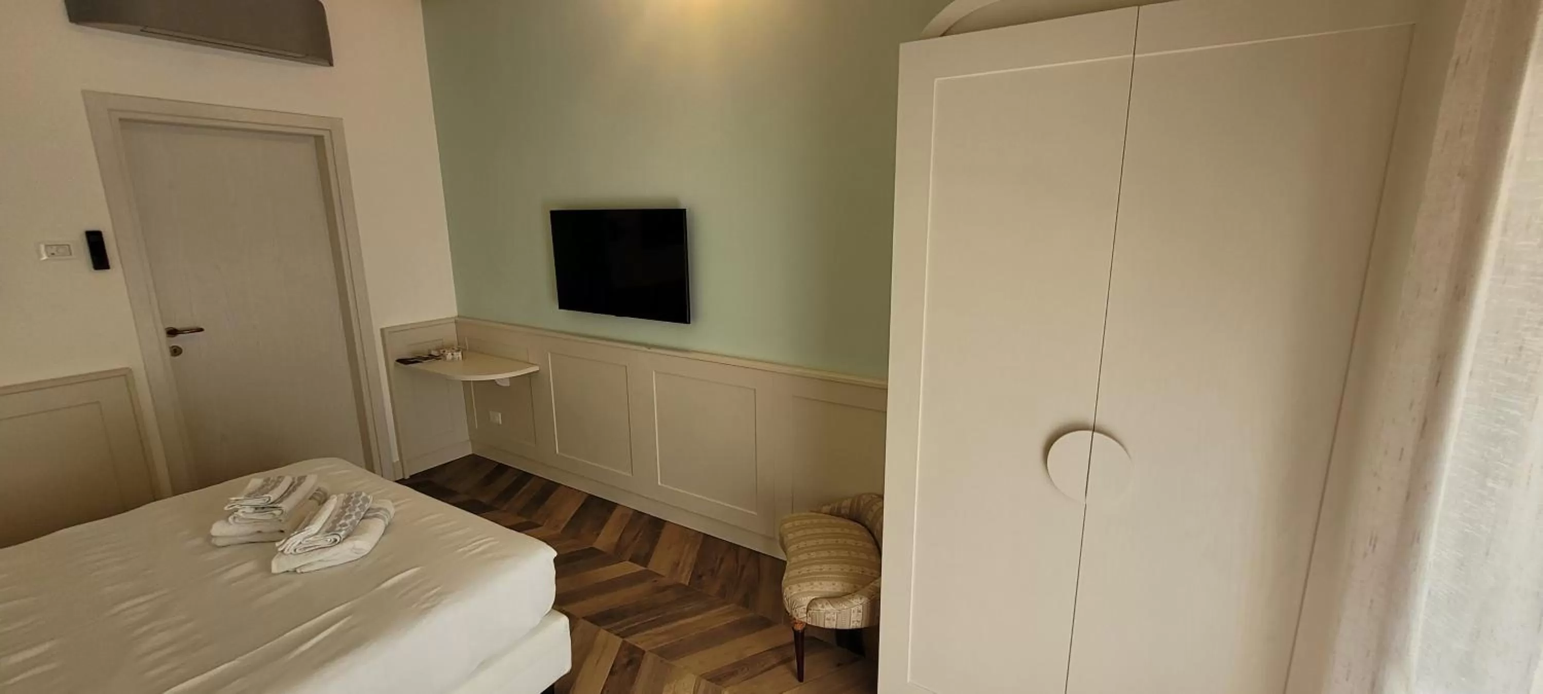 TV/Entertainment Center in La Meridiana B&B