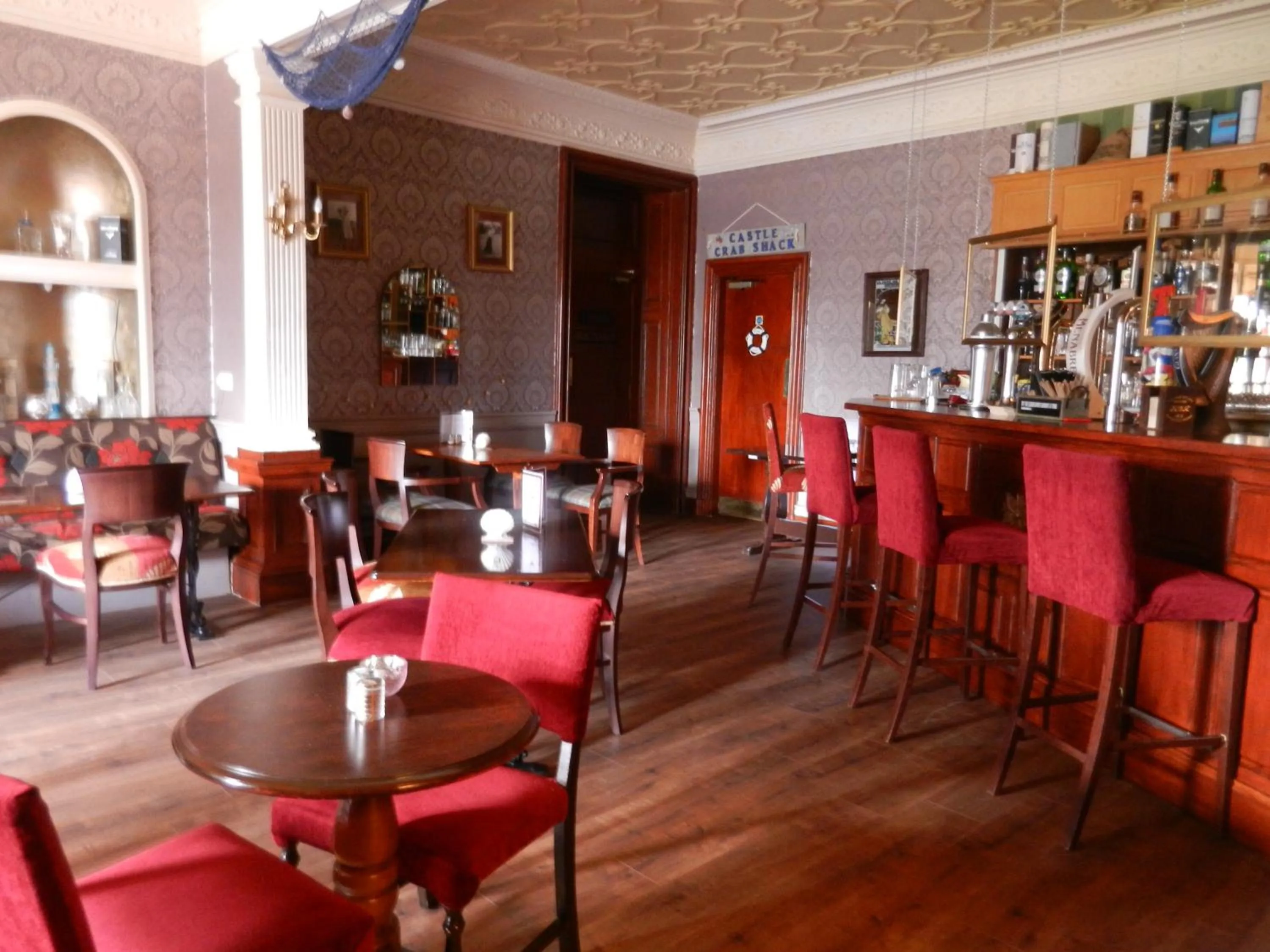 Restaurant/places to eat in Mansfield Castle Hotel
