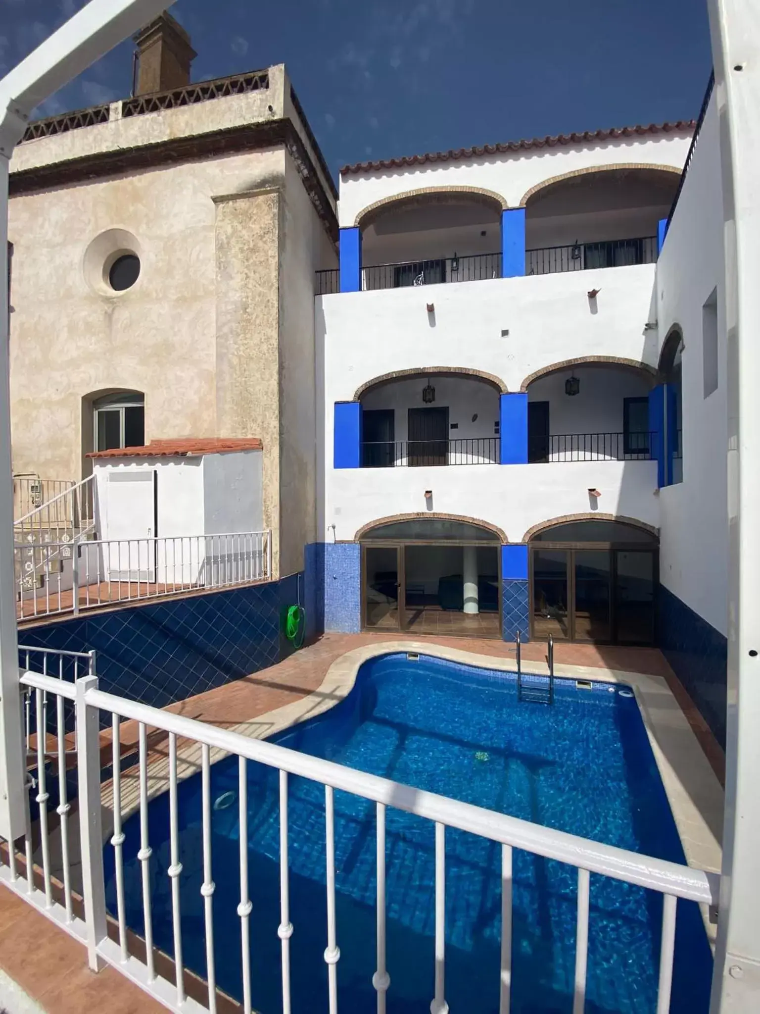 Balcony/Terrace, Swimming Pool in Hotel Rural La Posada de las Cigüeñas