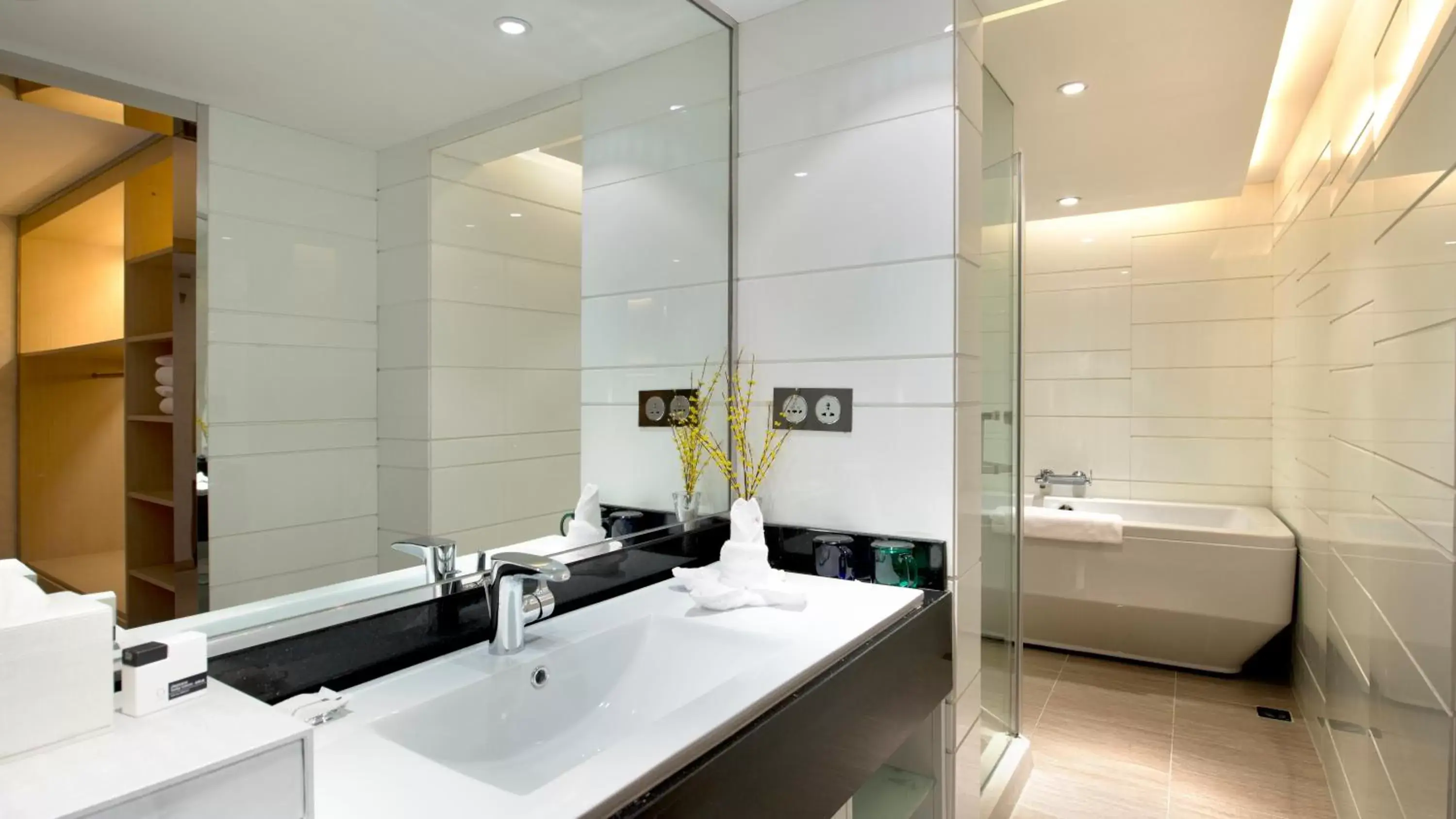 Bathroom in Nanjing Central Hotel