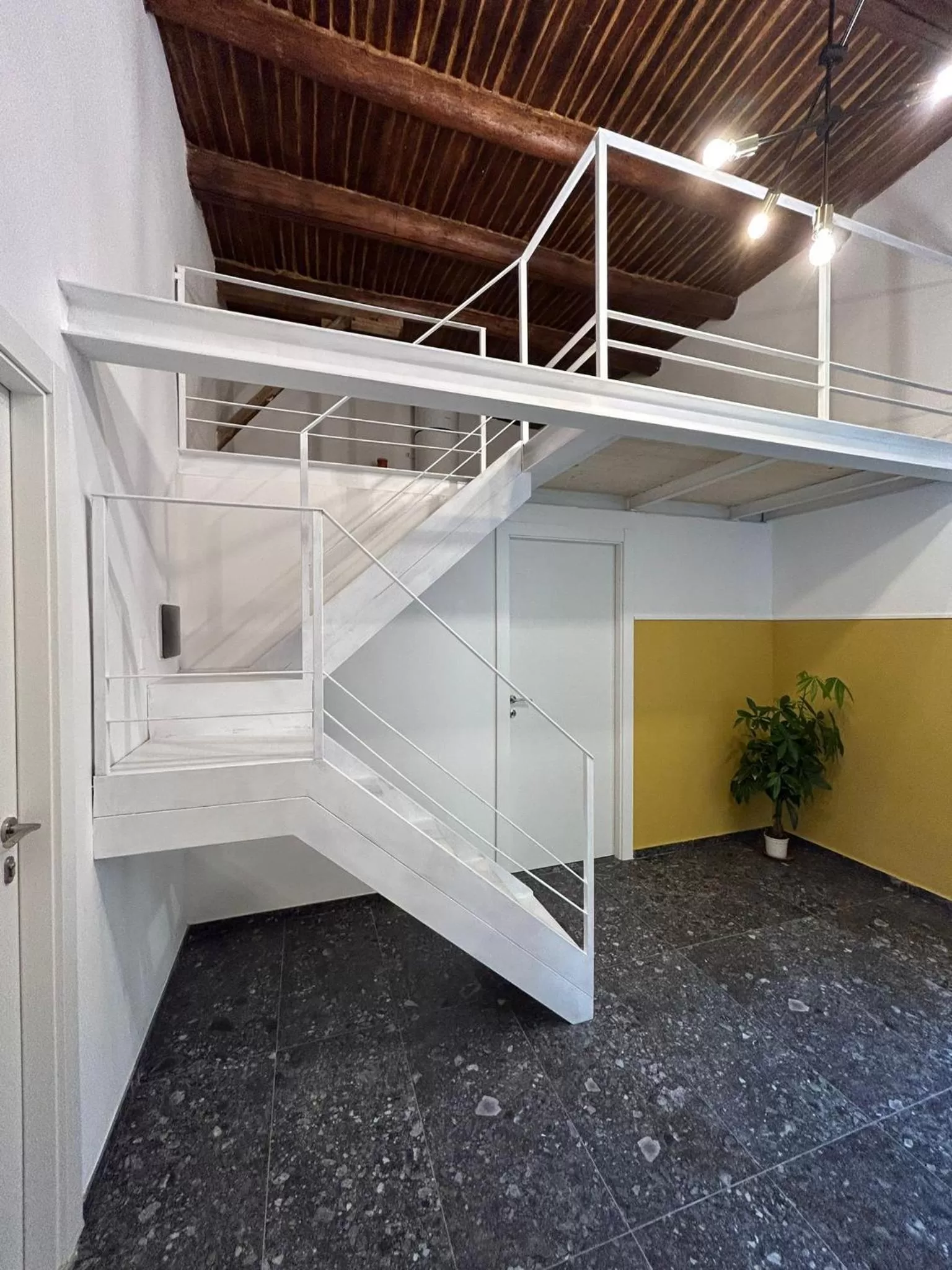 Property building, Bunk Bed in La Suite del Centro Storico