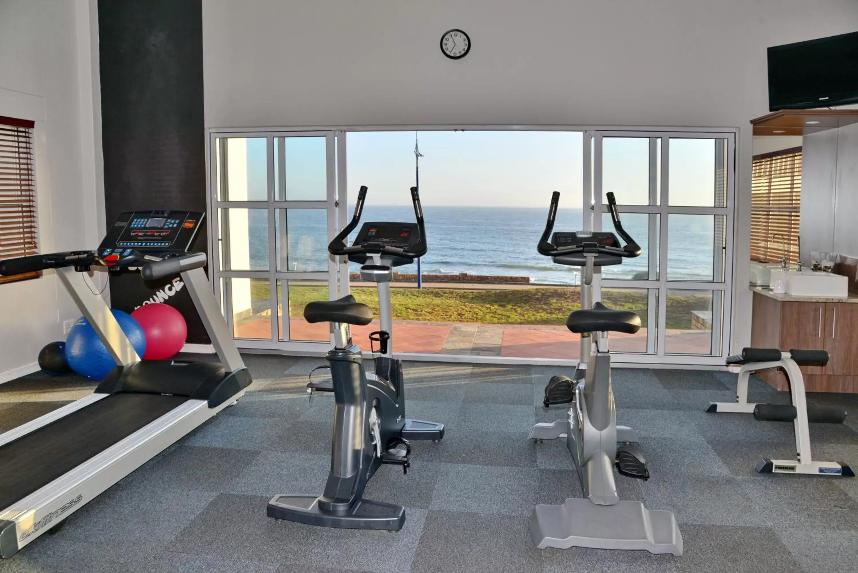 Fitness centre/facilities, Fitness Center/Facilities in Courtyard Hotel Port Elizabeth