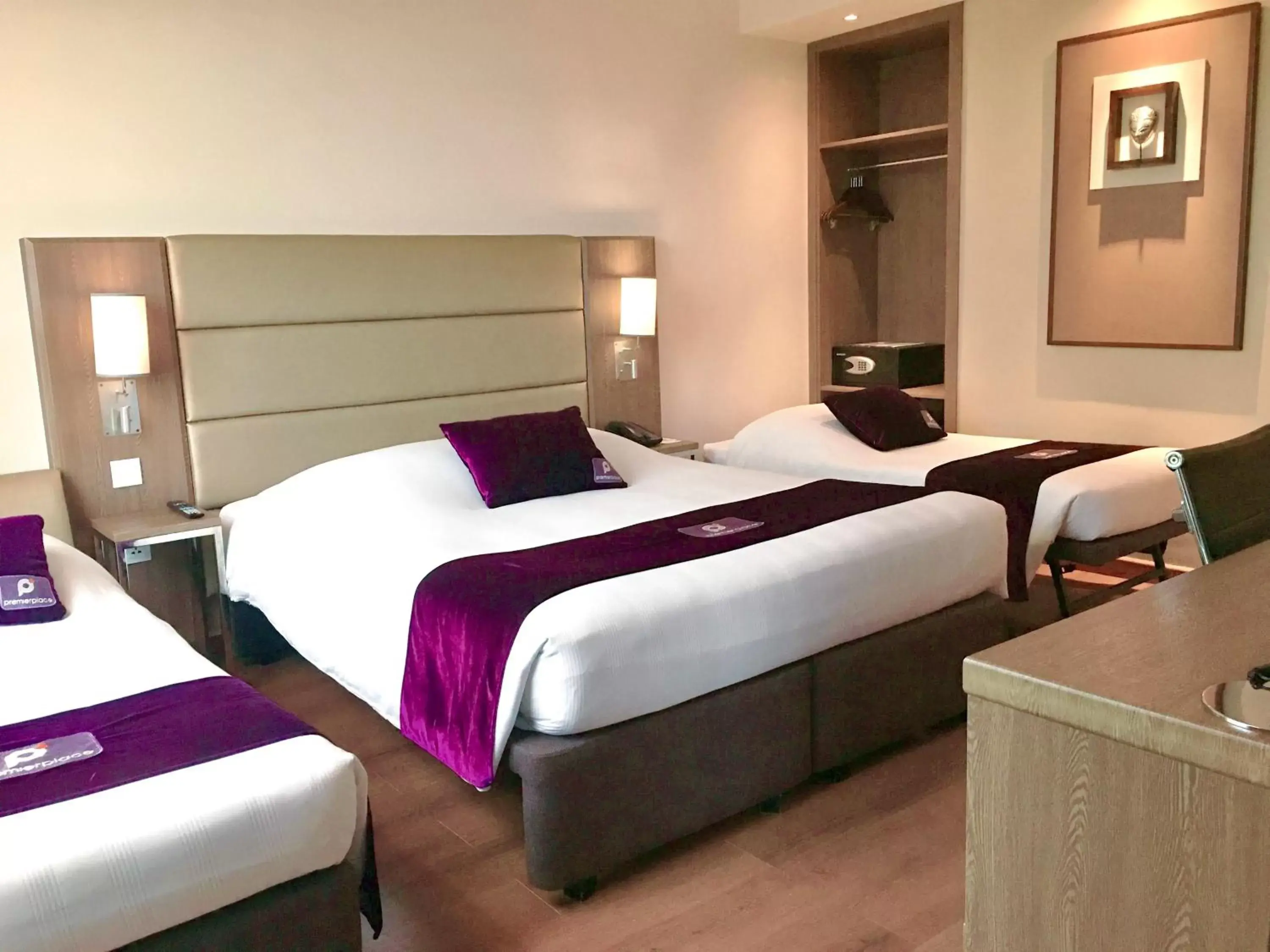 Bed in Premier Place Surabaya Airport Bed in Premier Place Surabaya Airport