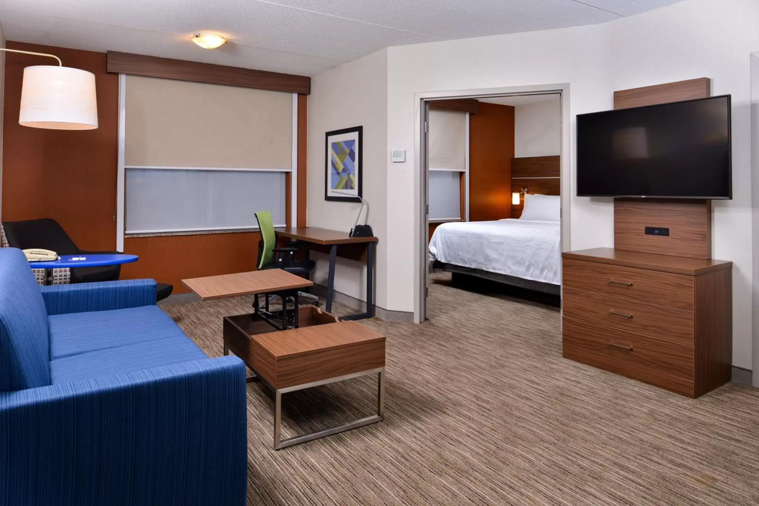 Photo of the whole room, TV/Entertainment Center in Holiday Inn Express & Suites Buffalo Downtown, an IHG Hotel