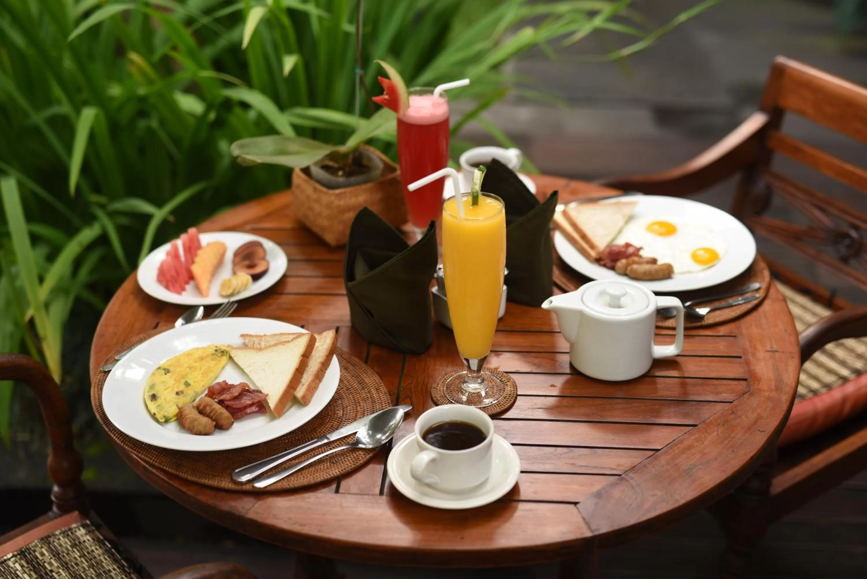 Food and drinks in Lumbung Sari Ubud Hotel - CHSE Certified