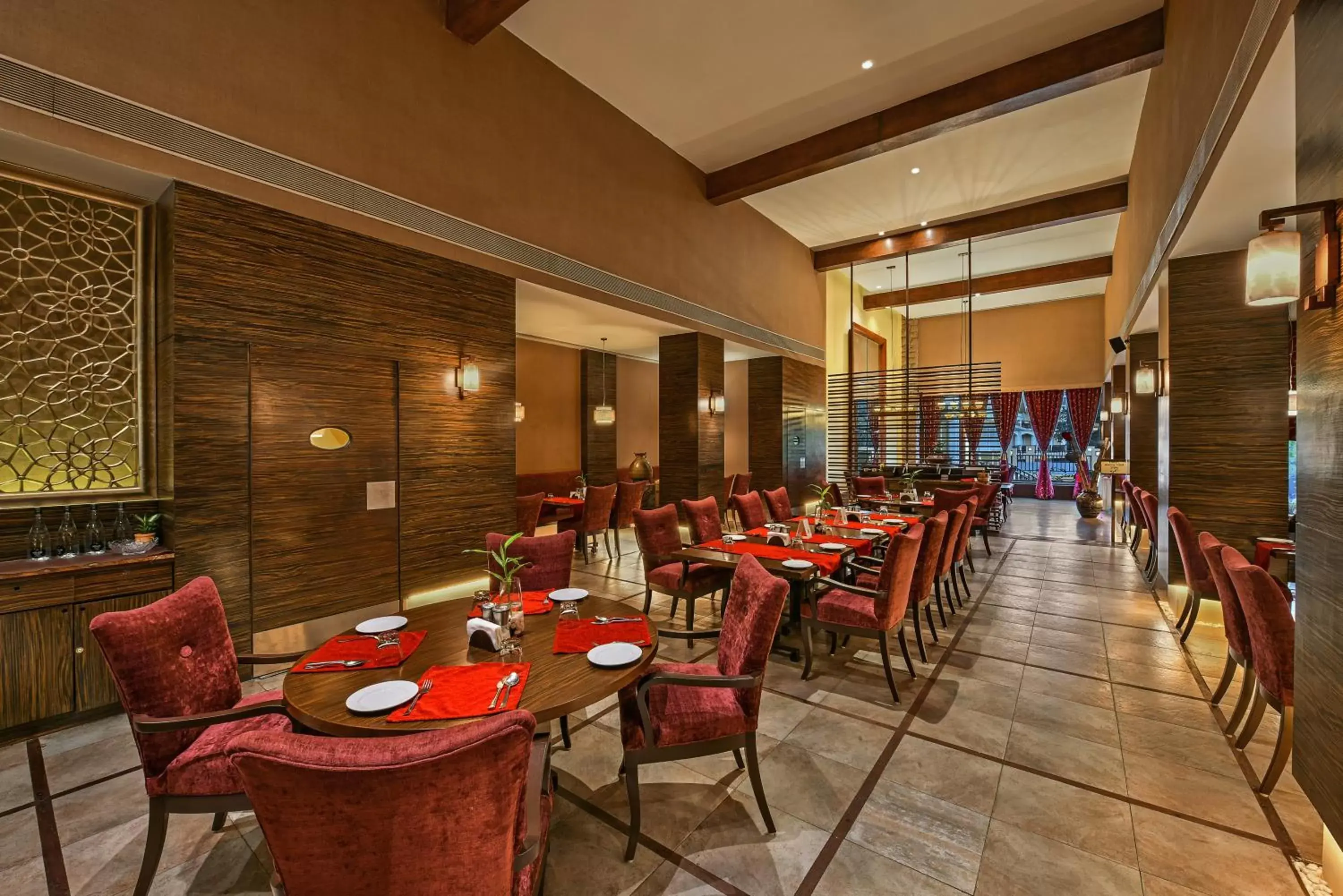 Dining area, Restaurant/Places to Eat in Fariyas Resort Lonavala