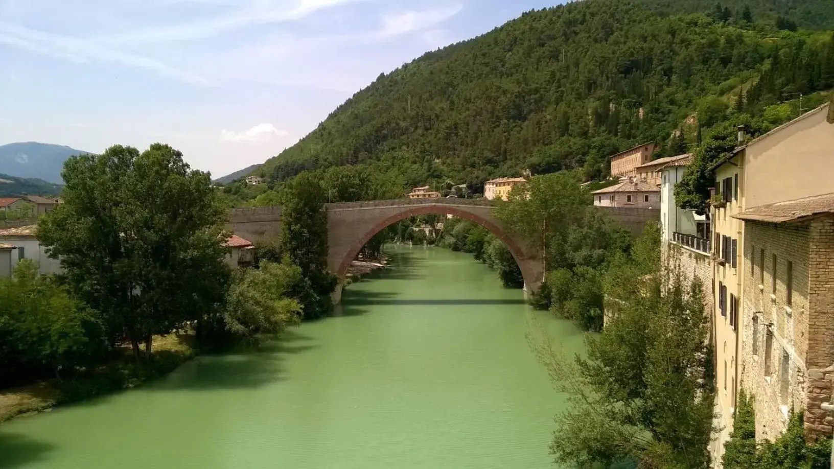 River view in La Finestra sul Fiume