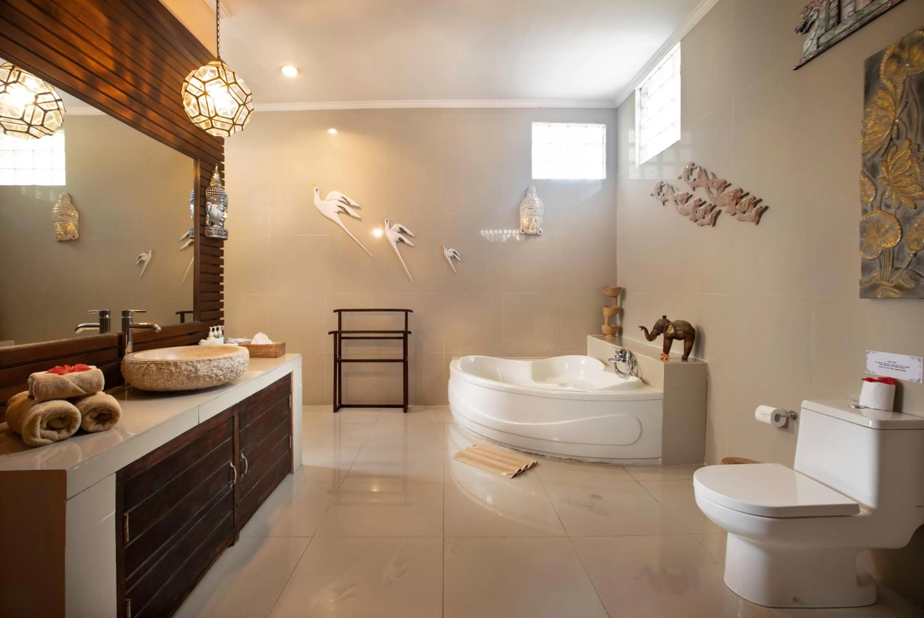 Bathroom in Green Field Hotel and Restaurant