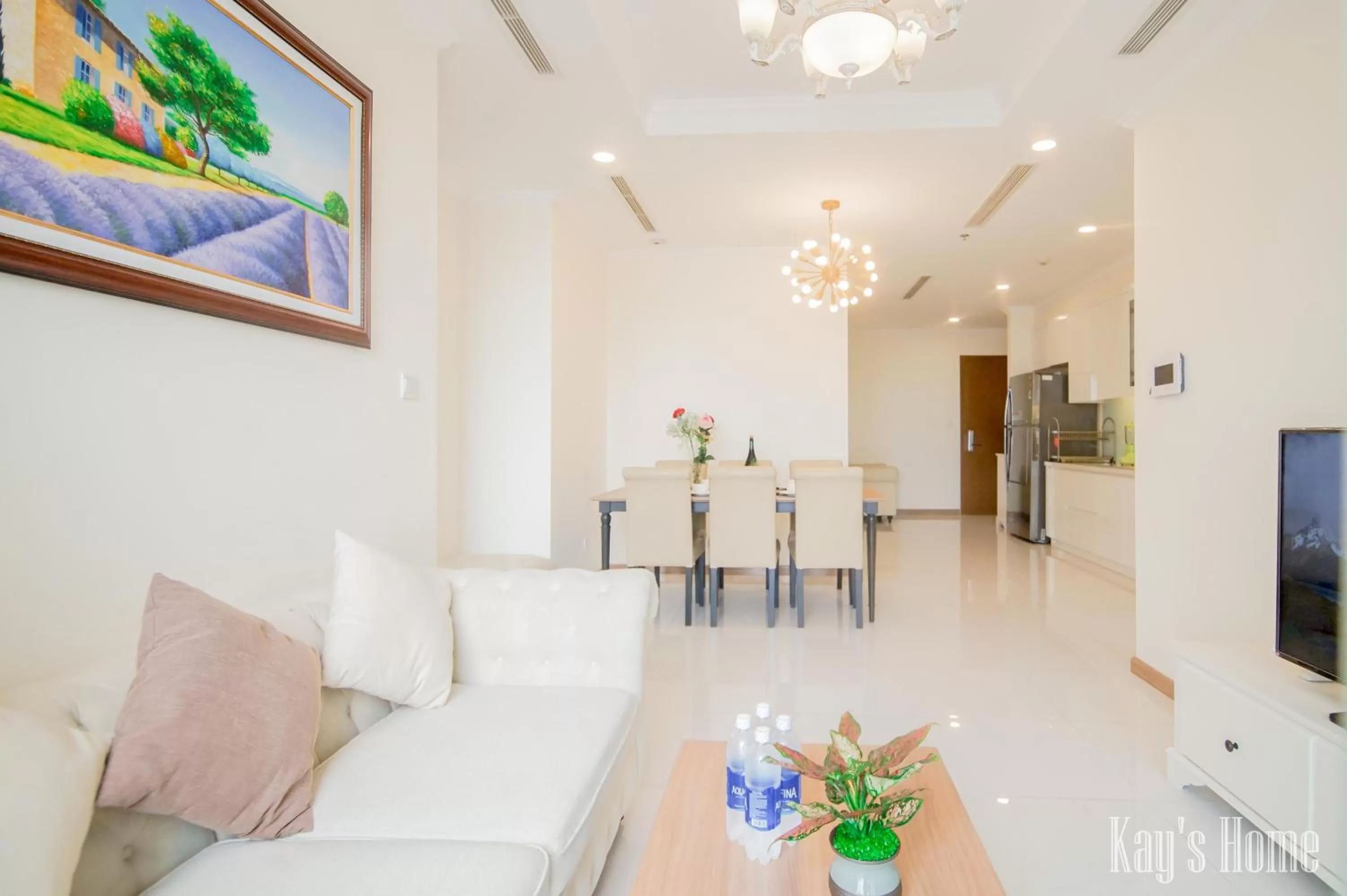 TV and multimedia, Seating Area in Vinhomes Central Park-Nice Homes