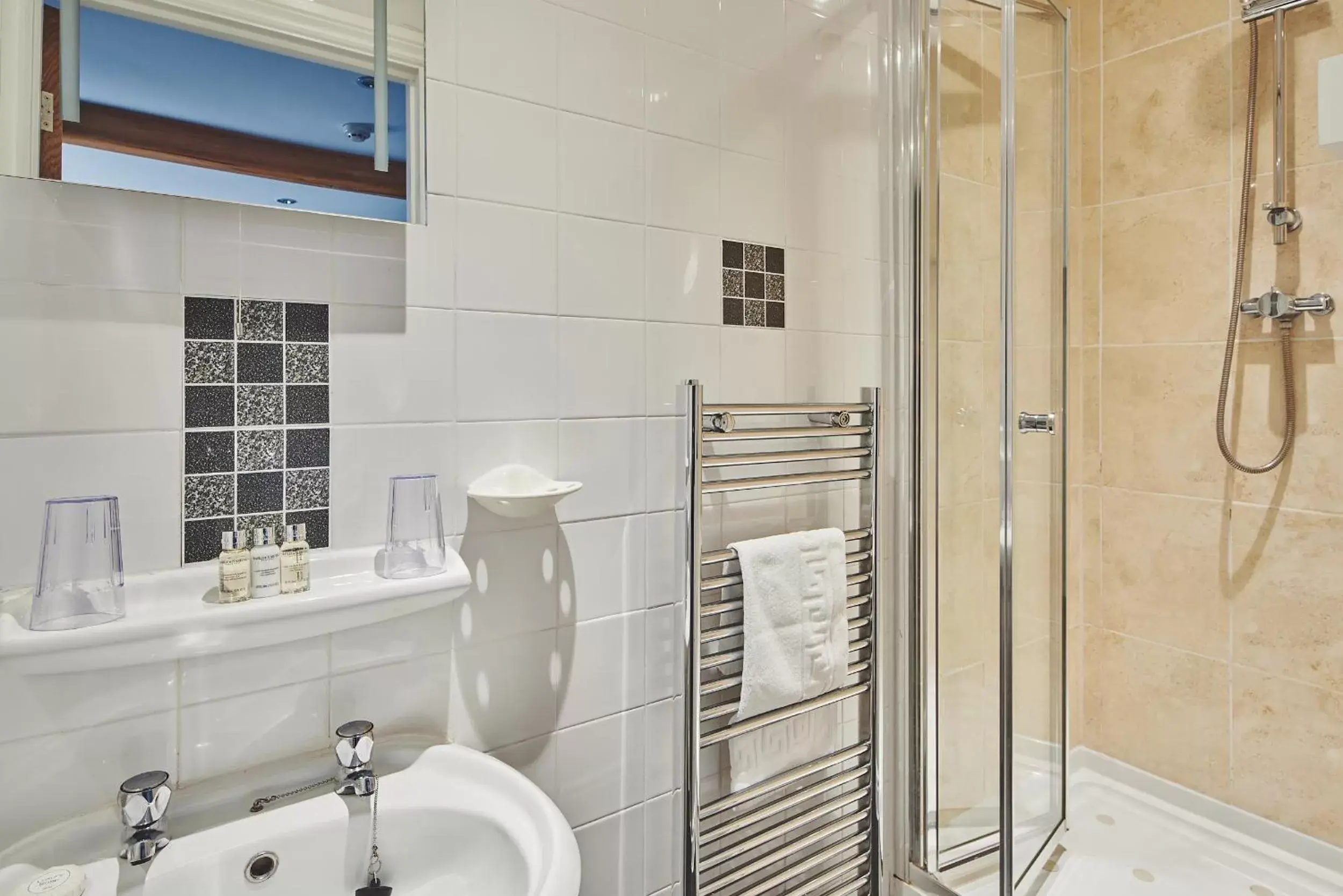 Bathroom in The Lansdowne Guest House