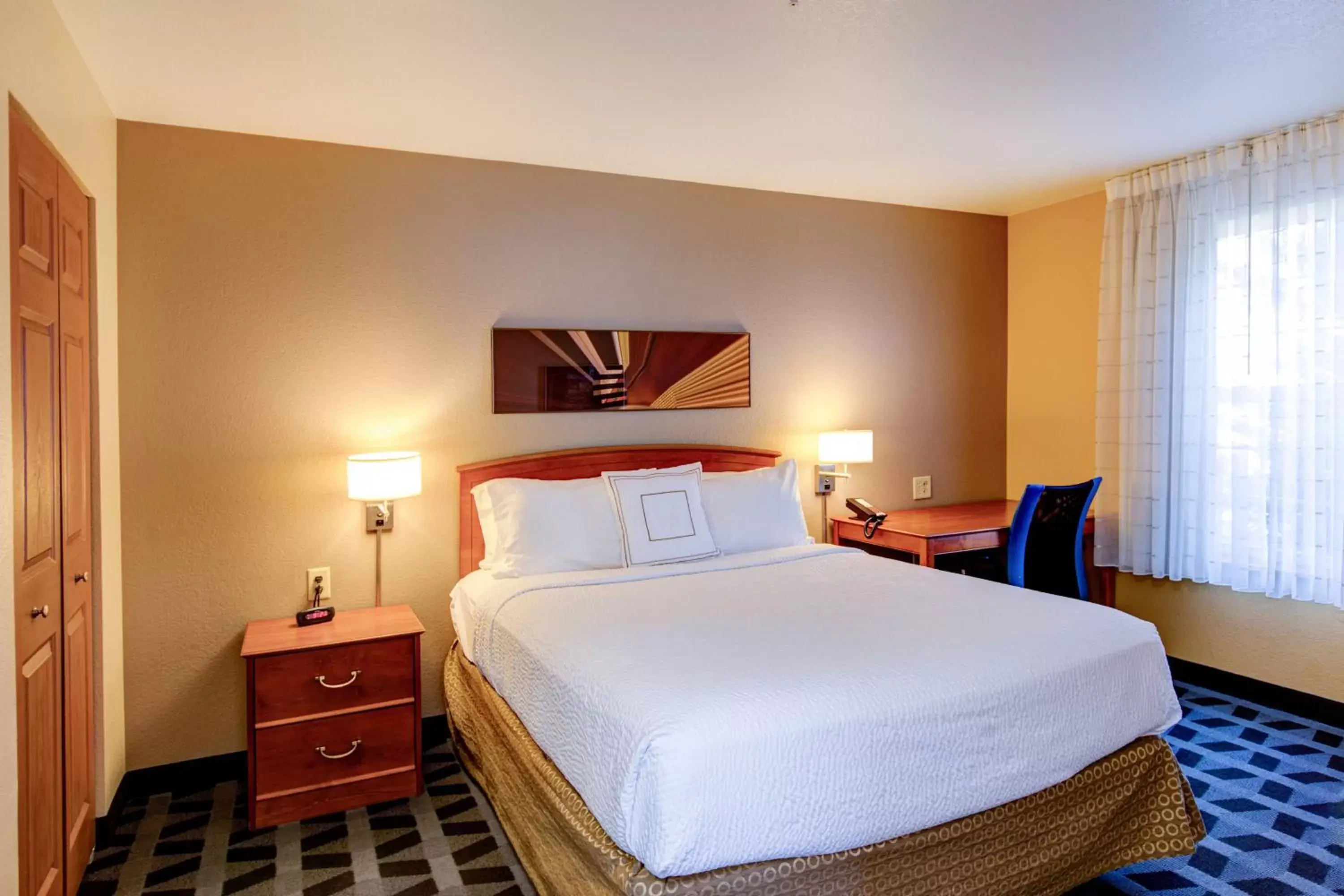 Bedroom, Bed in TownePlace Suites Colorado Springs