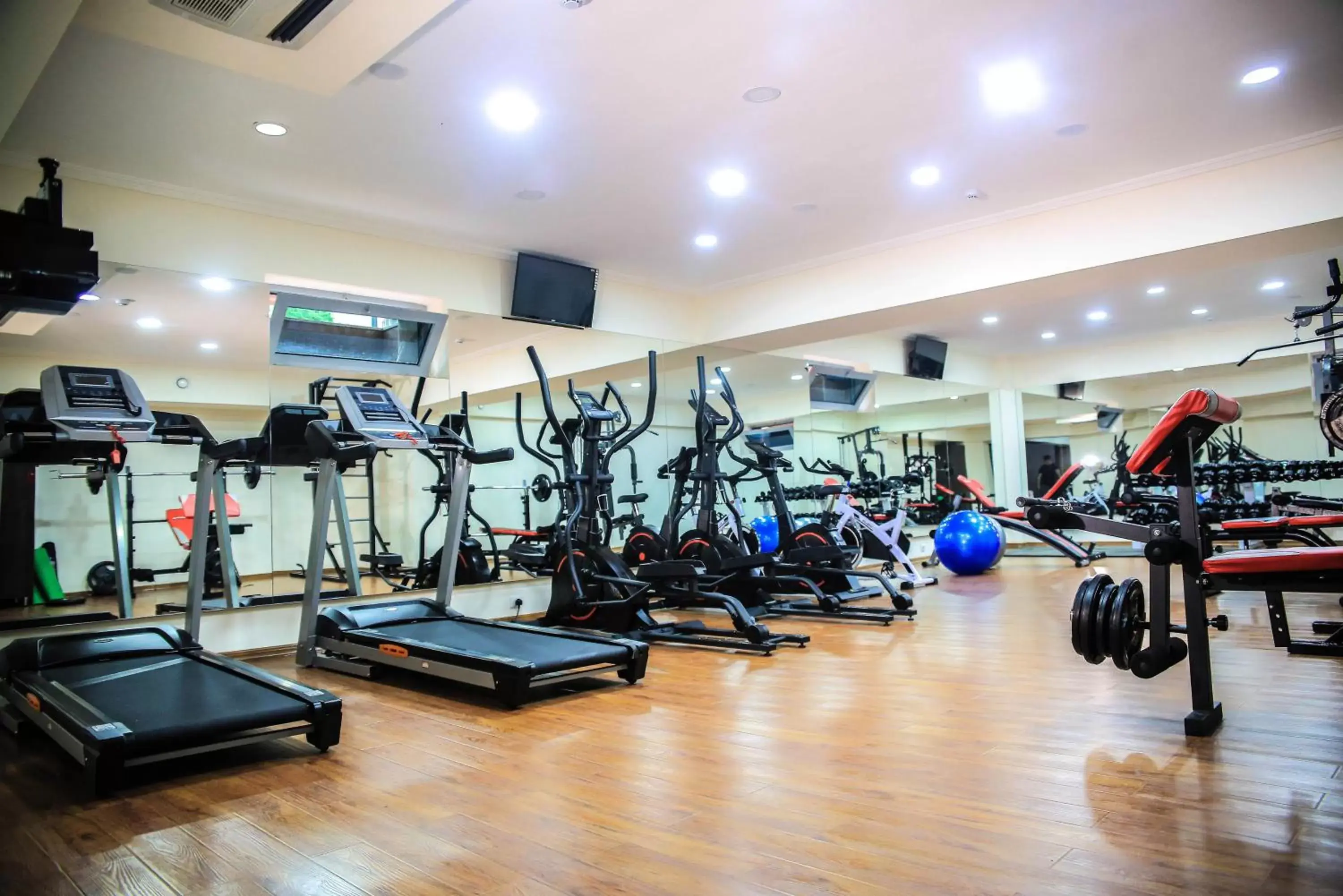 Fitness centre/facilities in Gloria Hotel Fitness centre/facilities in Gloria Hotel
