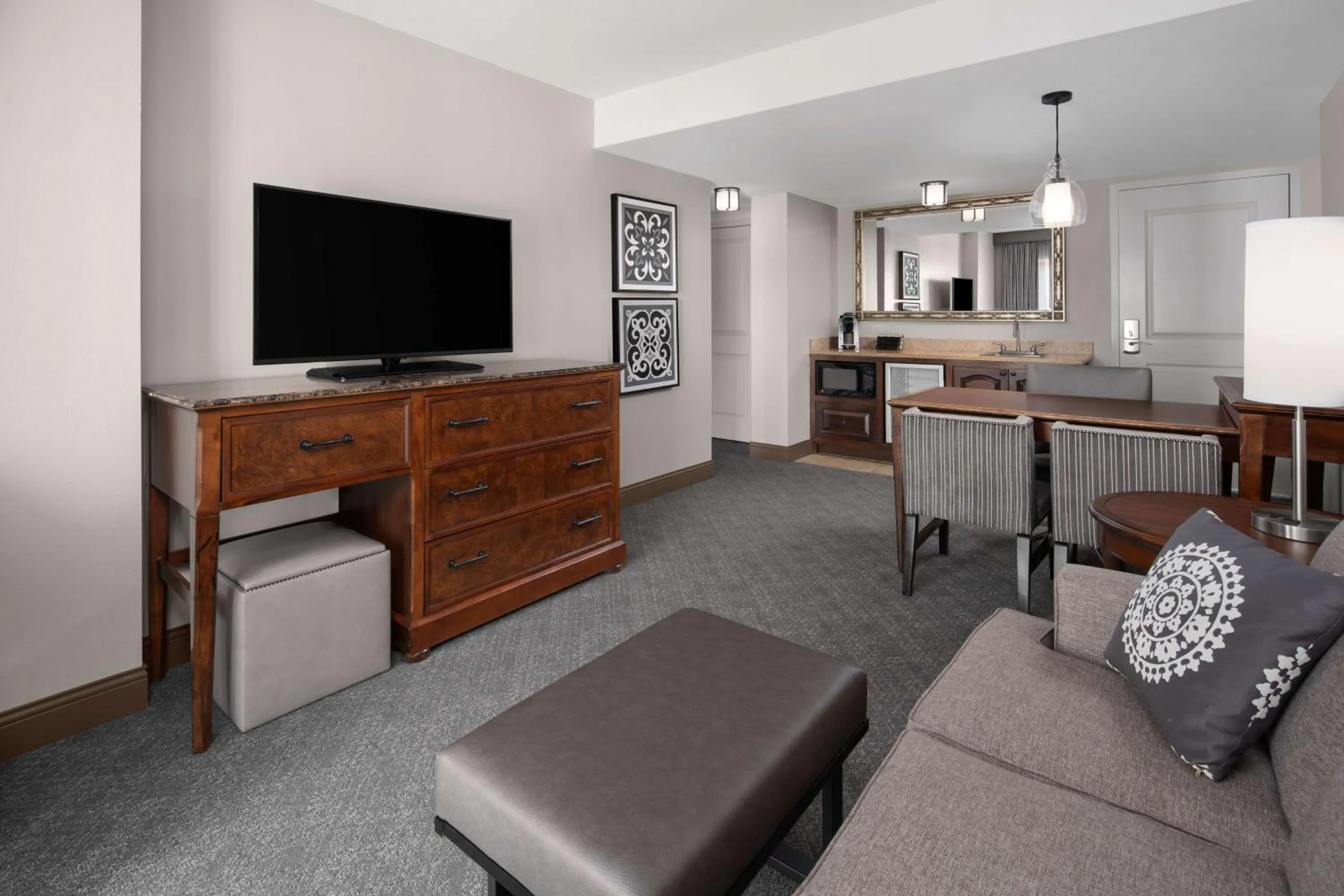 Bedroom in Embassy Suites San Antonio Riverwalk-Downtown