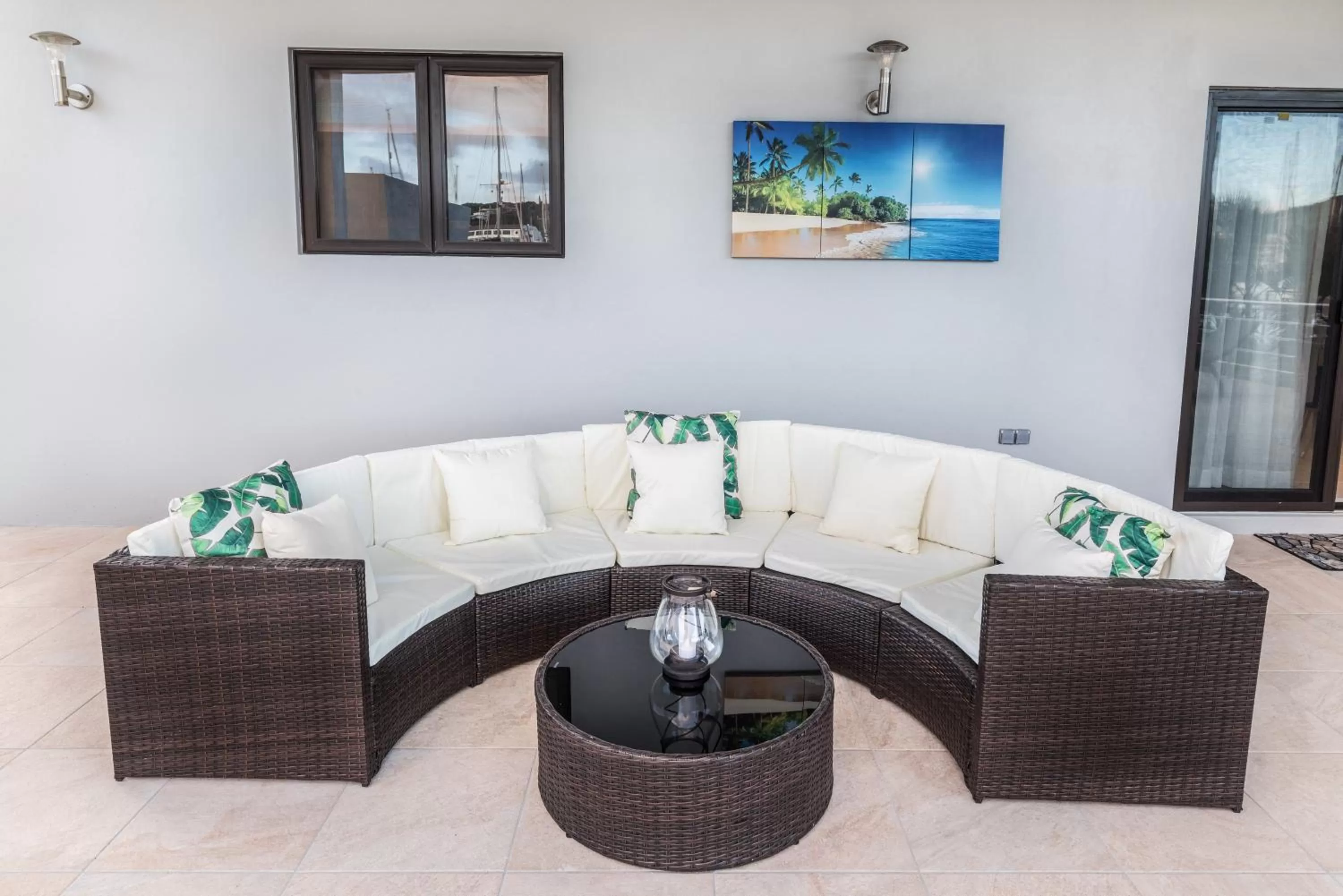 Patio in Bay Gardens Beach Resort & Spa