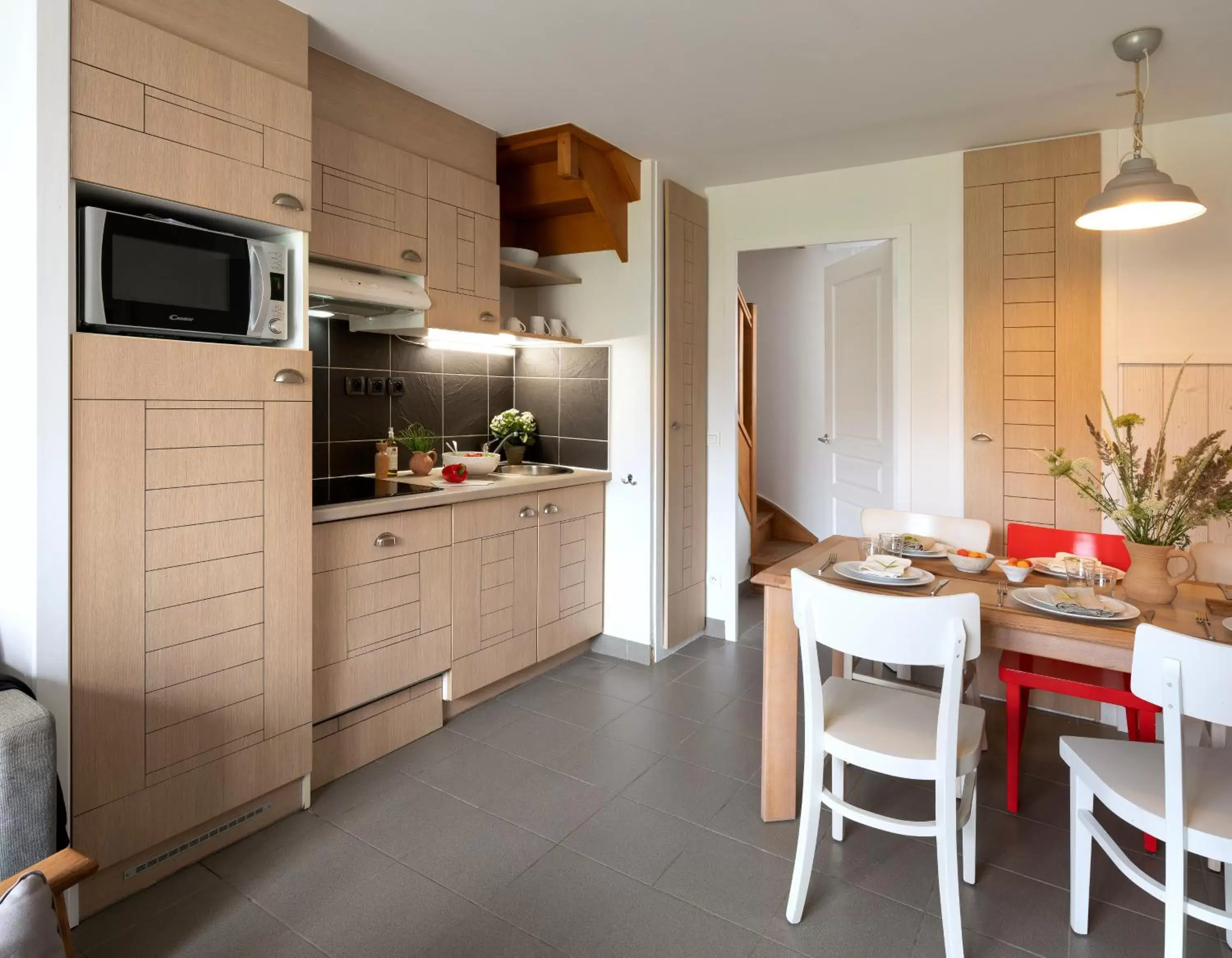 Kitchen or kitchenette, Kitchen/Kitchenette in Pierre & Vacances Premium Résidence de la Plage