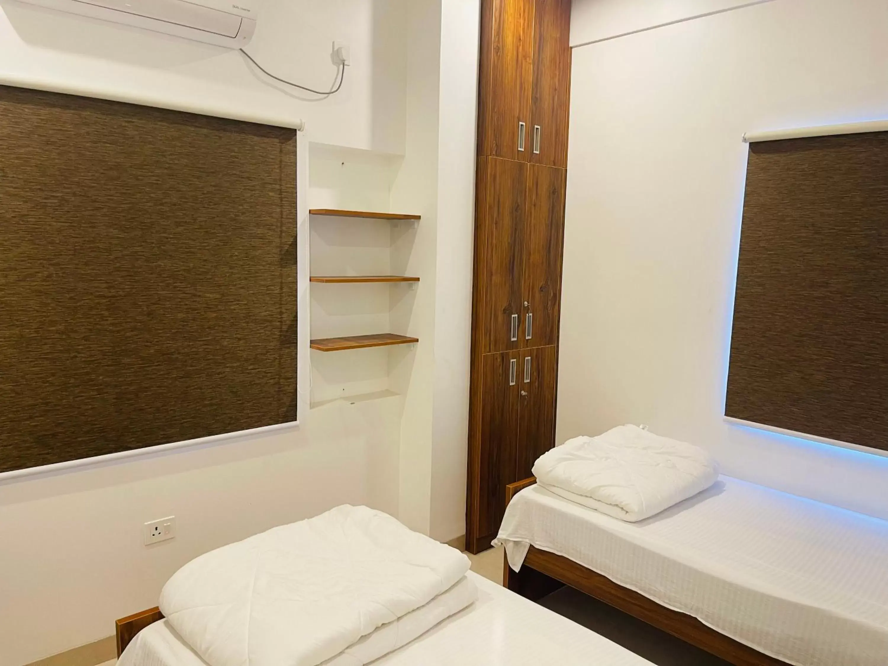 Deluxe Double Room in MVP Residencies Deluxe Double Room in MVP Residencies