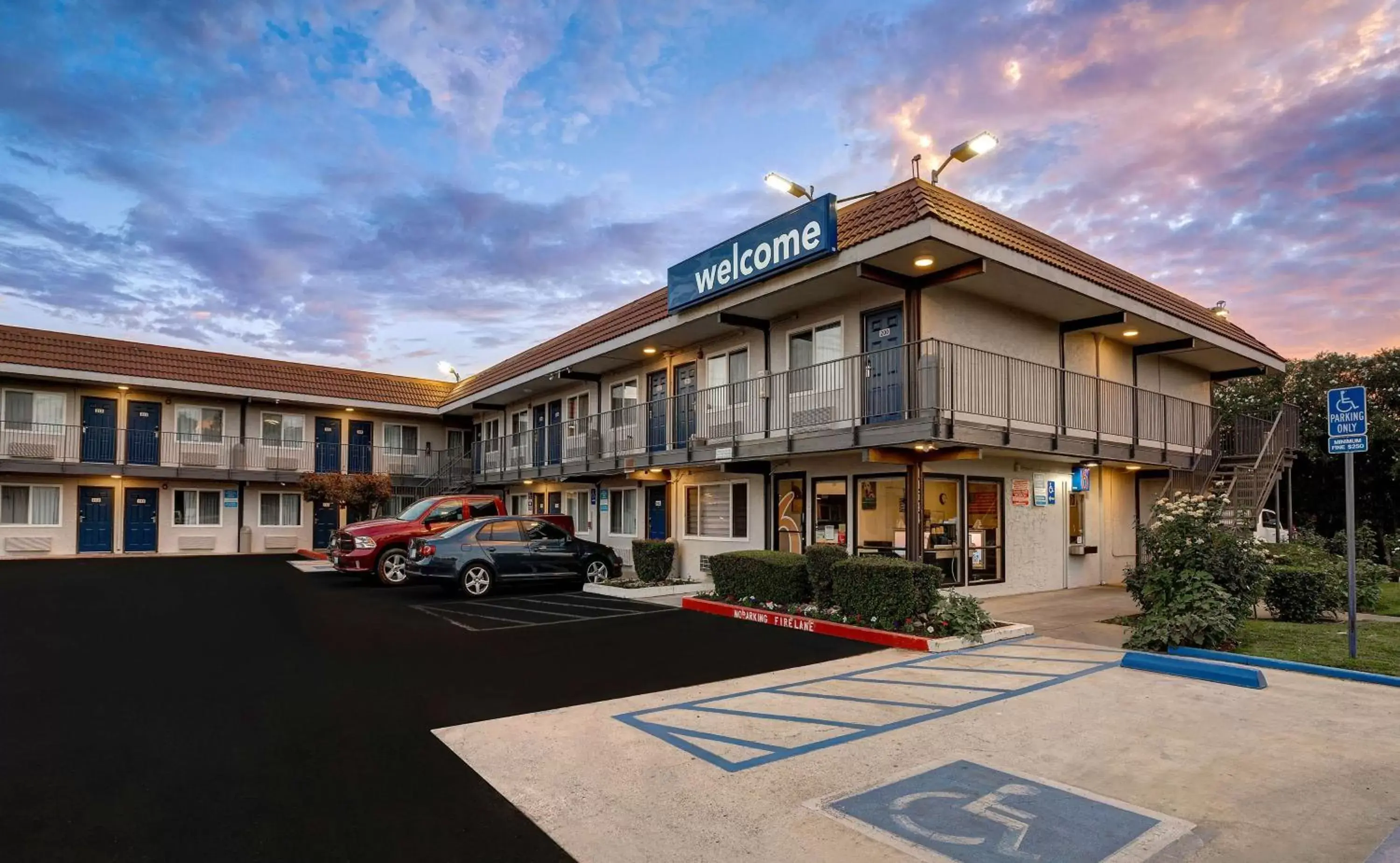 Property Building in Motel 6-Rancho Cordova, CA - Rancho Cordova East