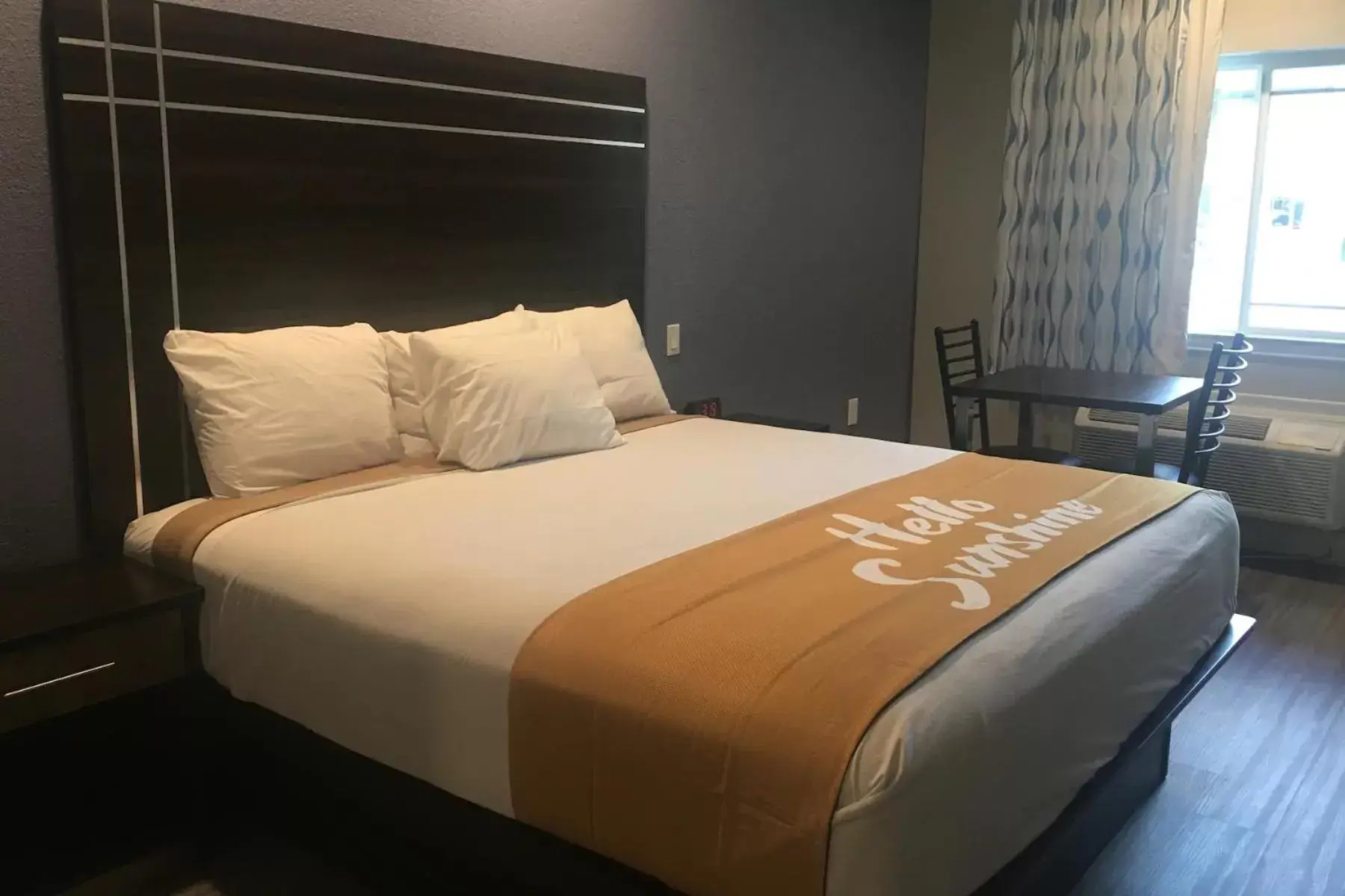 Bed in Days Inn & Suites by Wyndham La Porte