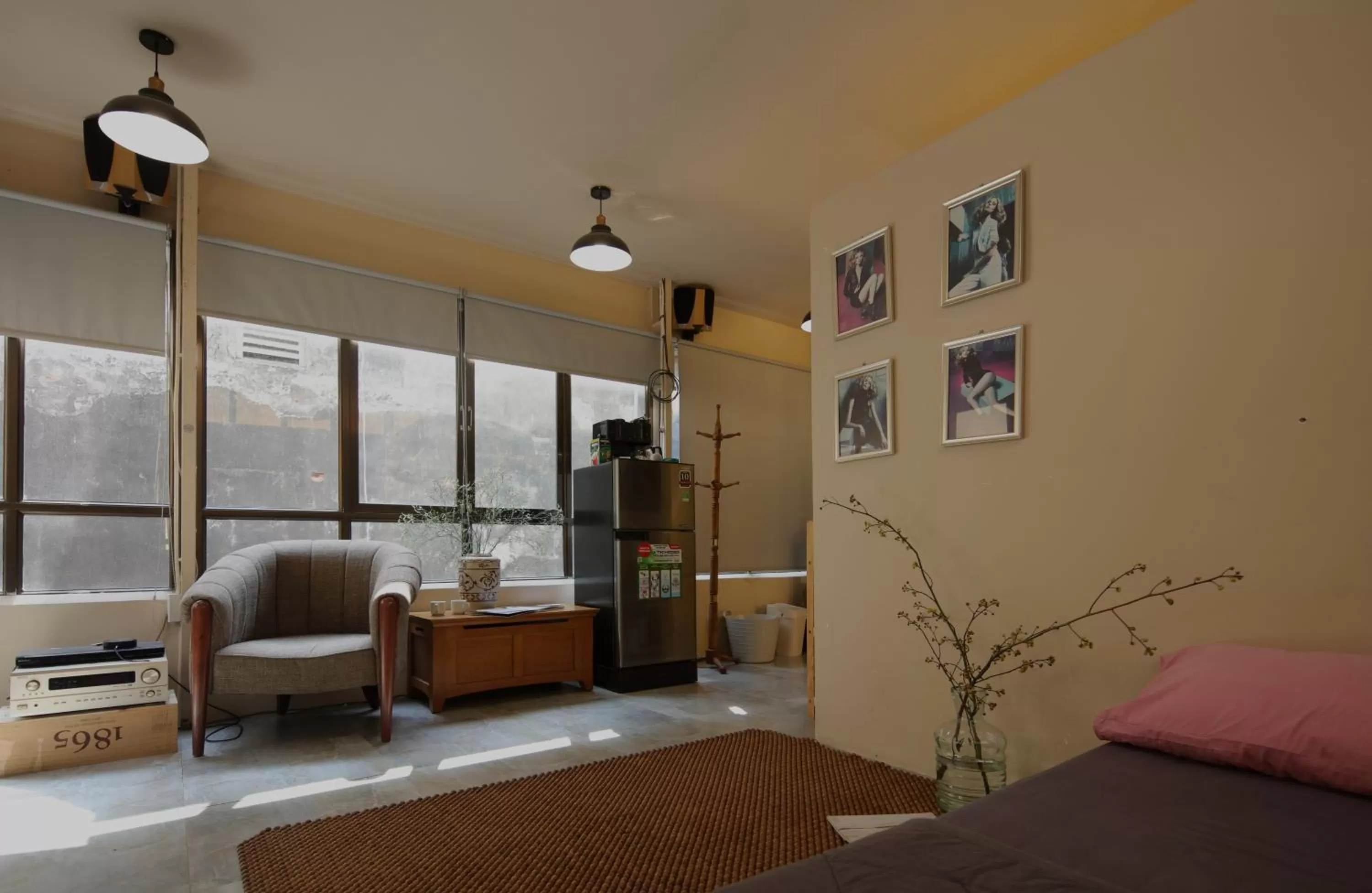 Day, Seating Area in The First Ba Trieu