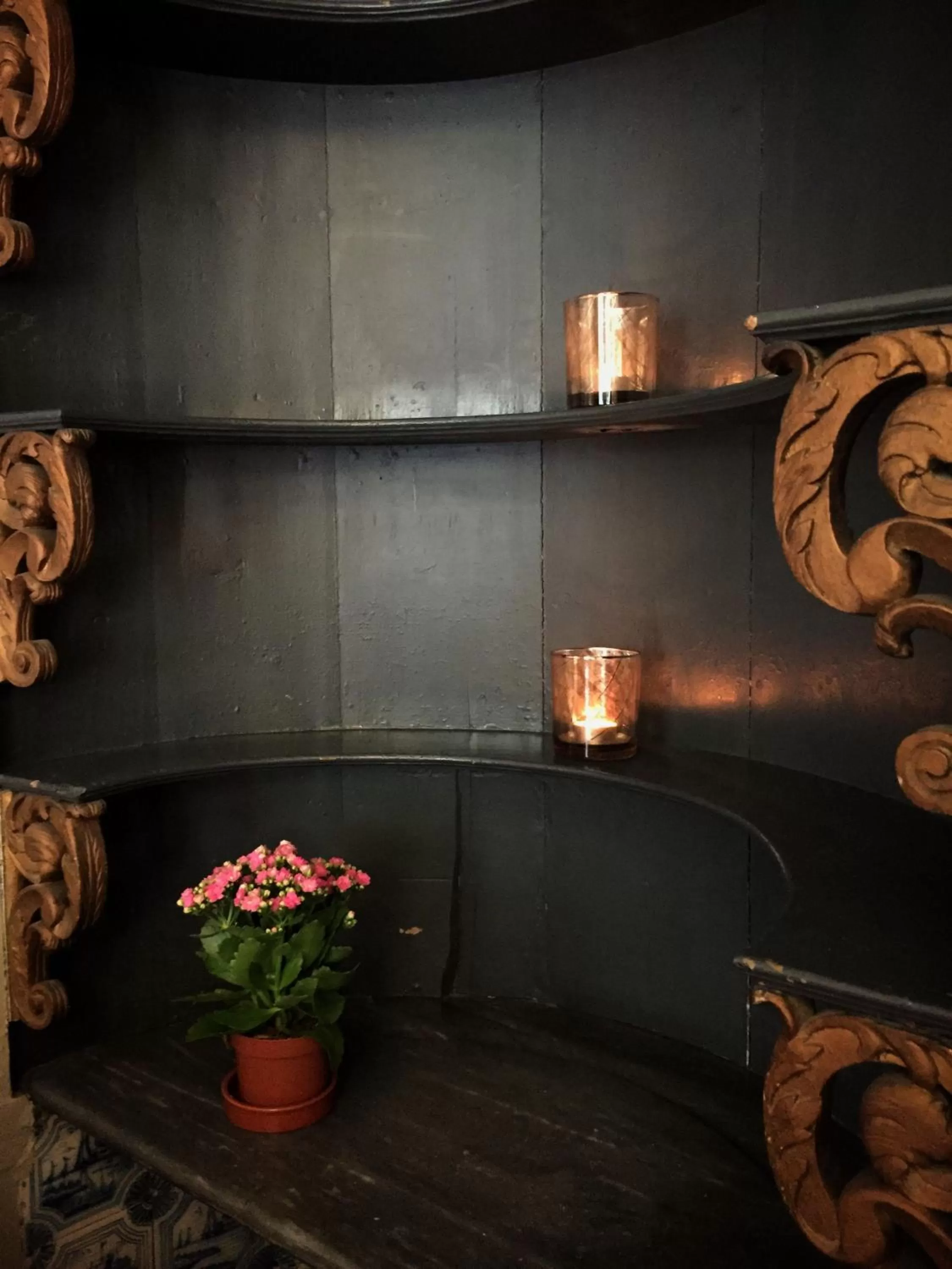 Property building in Vanbrugh House Hotel