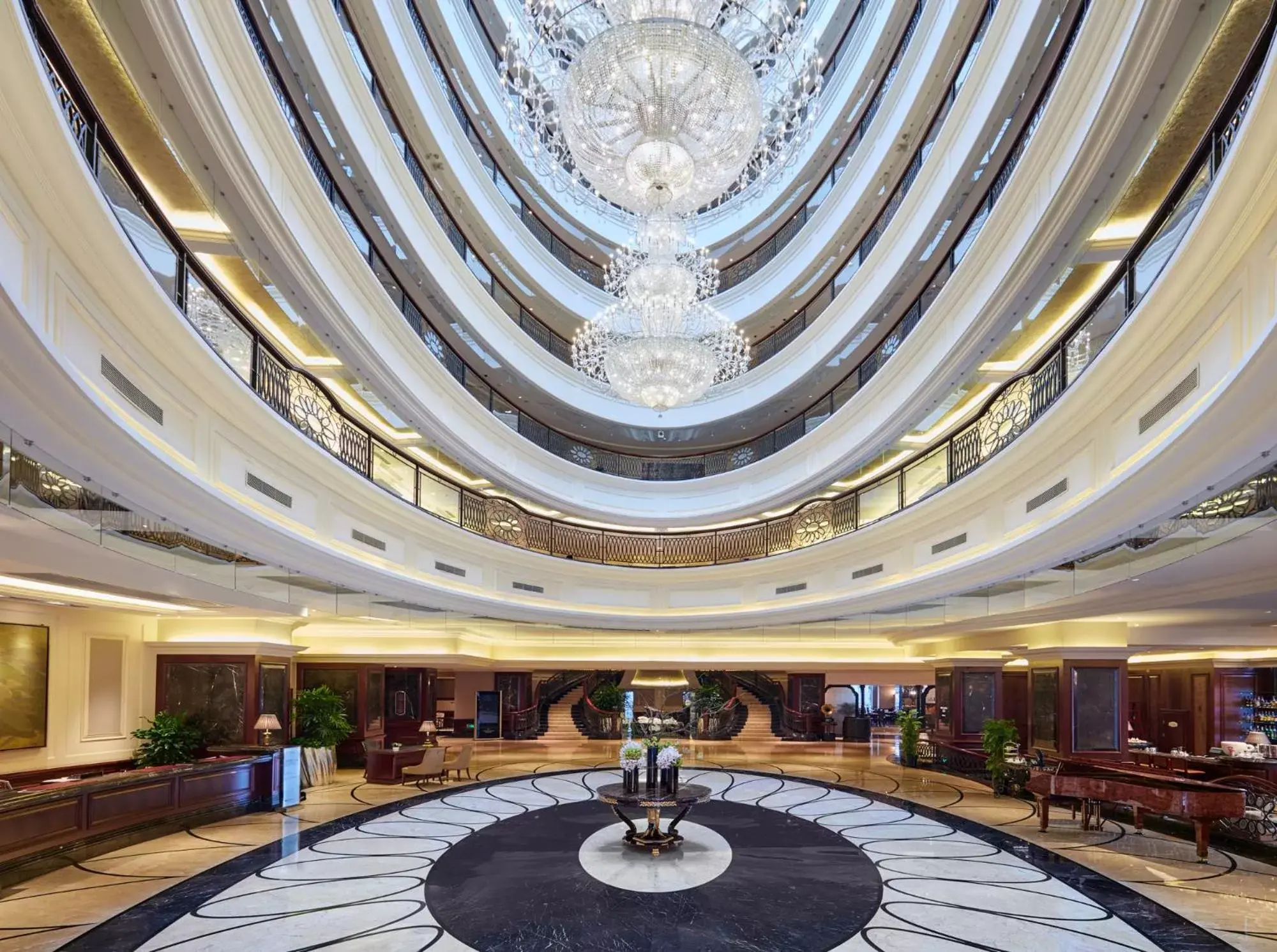 Lobby or reception in InterContinental Shanghai Ruijin by IHG - Downtown Historic Iconic Garden Hotel Lobby or reception in InterContinental Shanghai Ruijin by IHG - Downtown Historic Iconic Garden Hotel