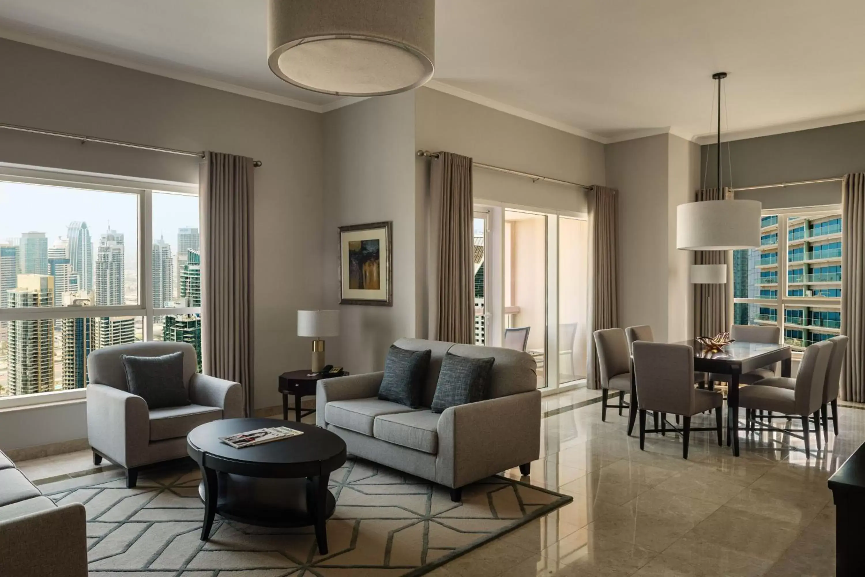 Living room, Seating Area in Dubai Marriott Harbour Hotel And Suites