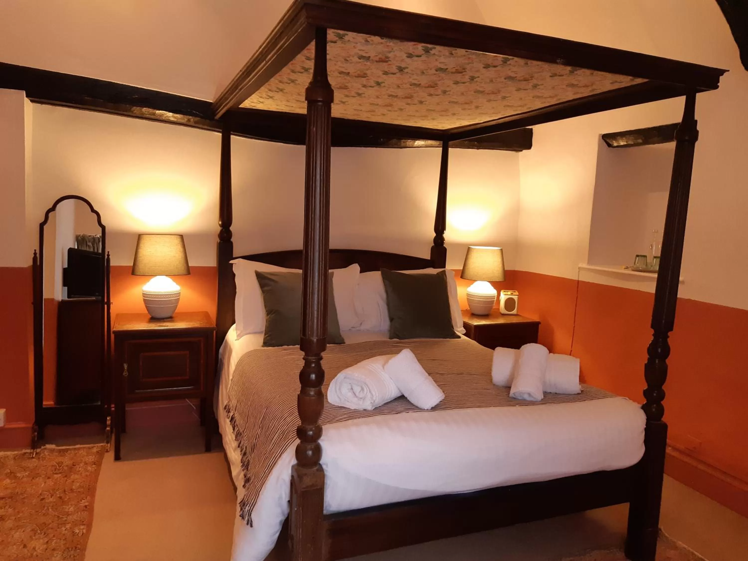 Bed in The Crown at Wells, Somerset