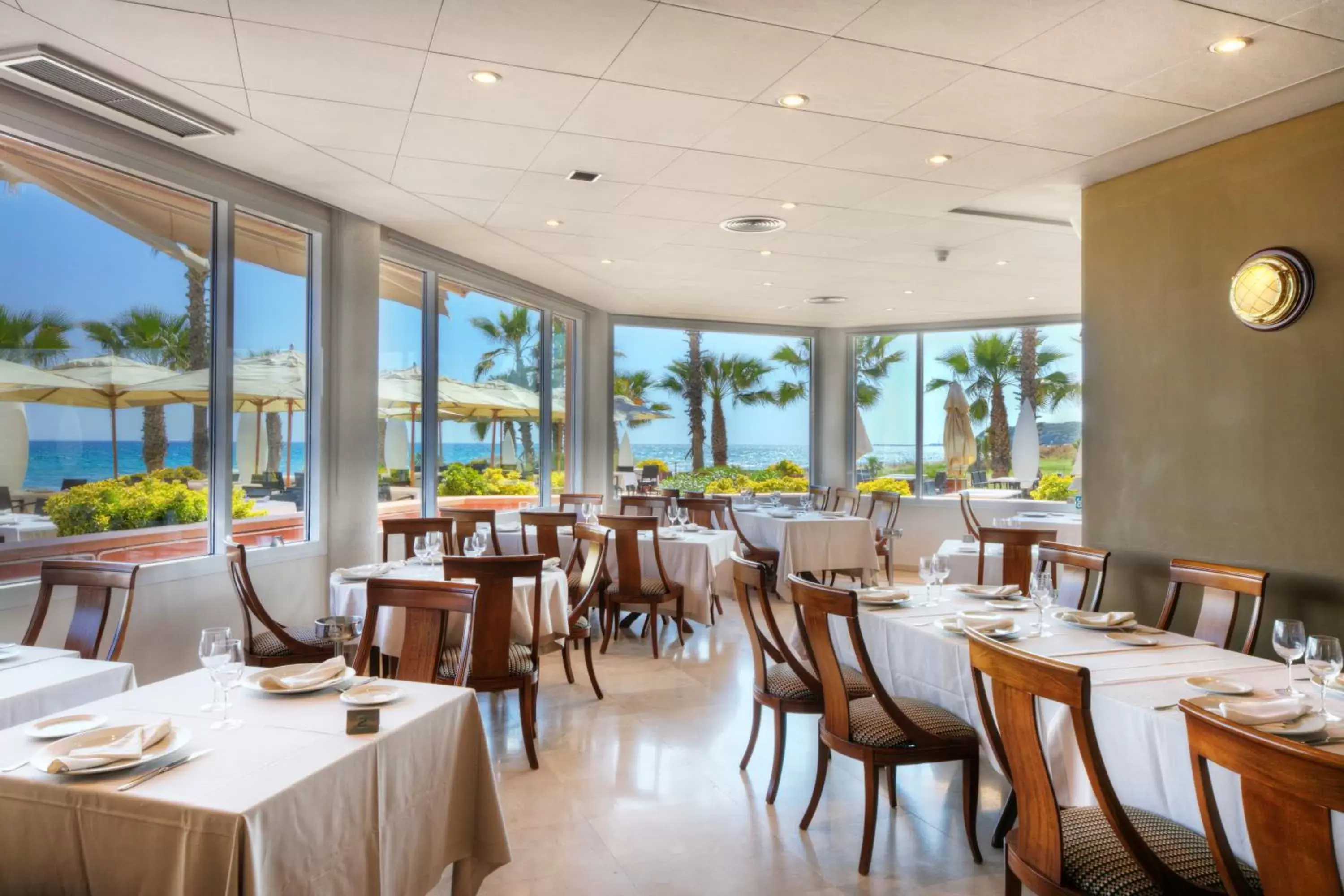 Food and drinks, Restaurant/Places to Eat in Sunway Playa Golf & Spa Sitges