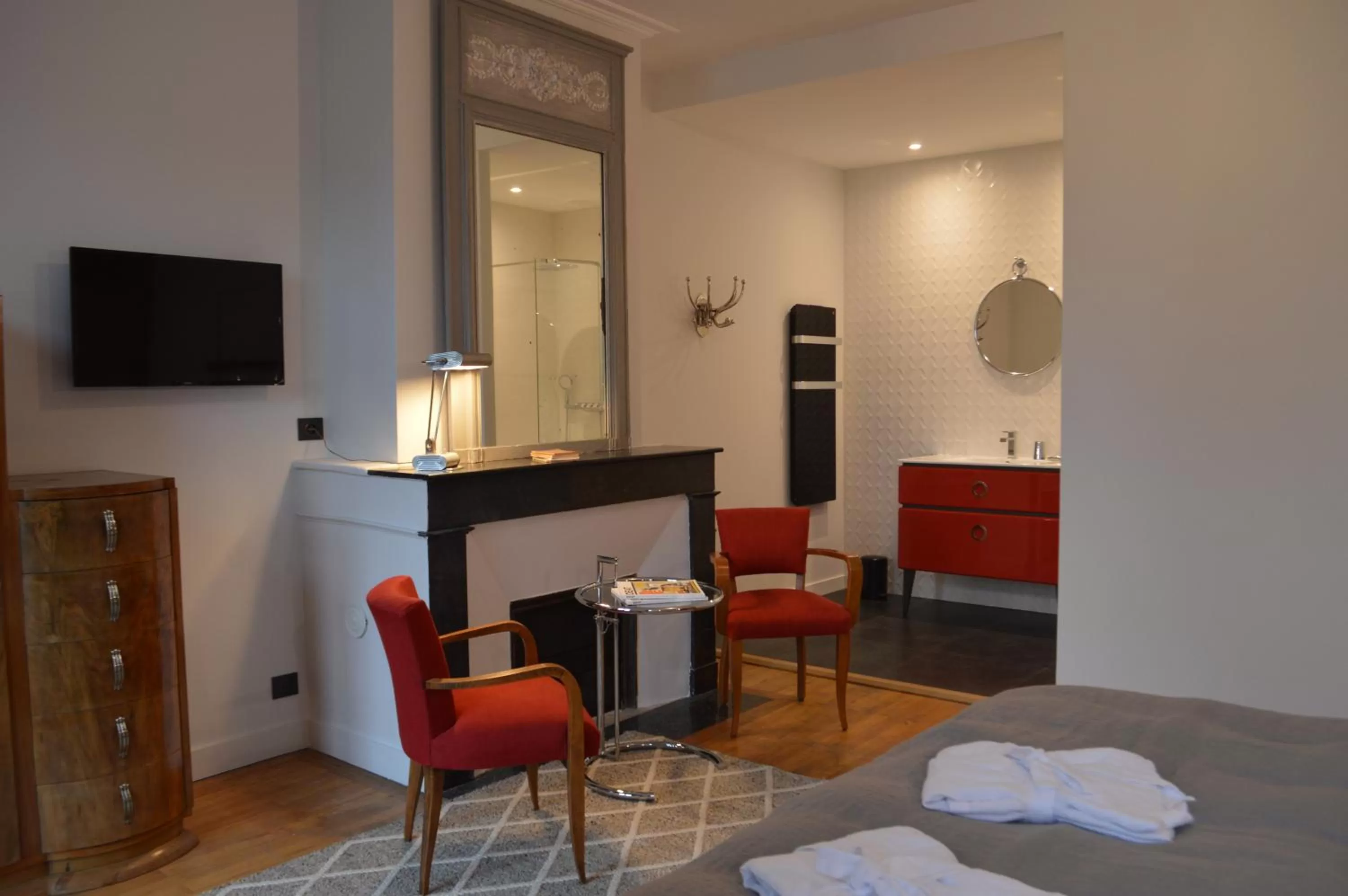 Bedroom, Bed in L'esprit du 8