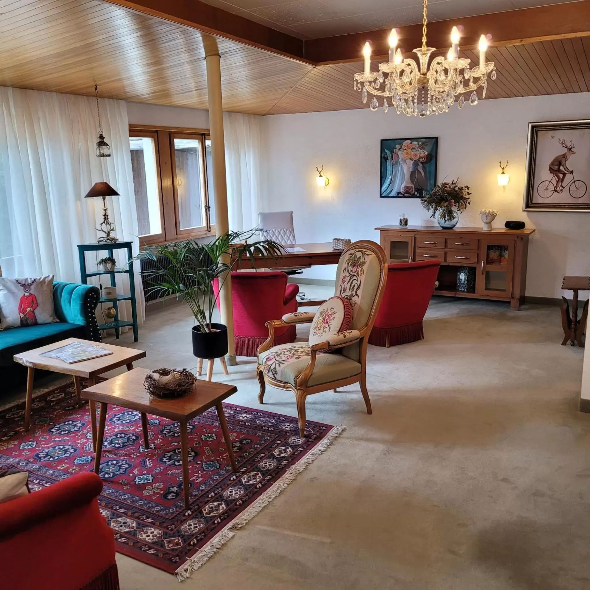 Lobby or reception, Seating Area in Alpina Boutique Hotel Ringgenberg