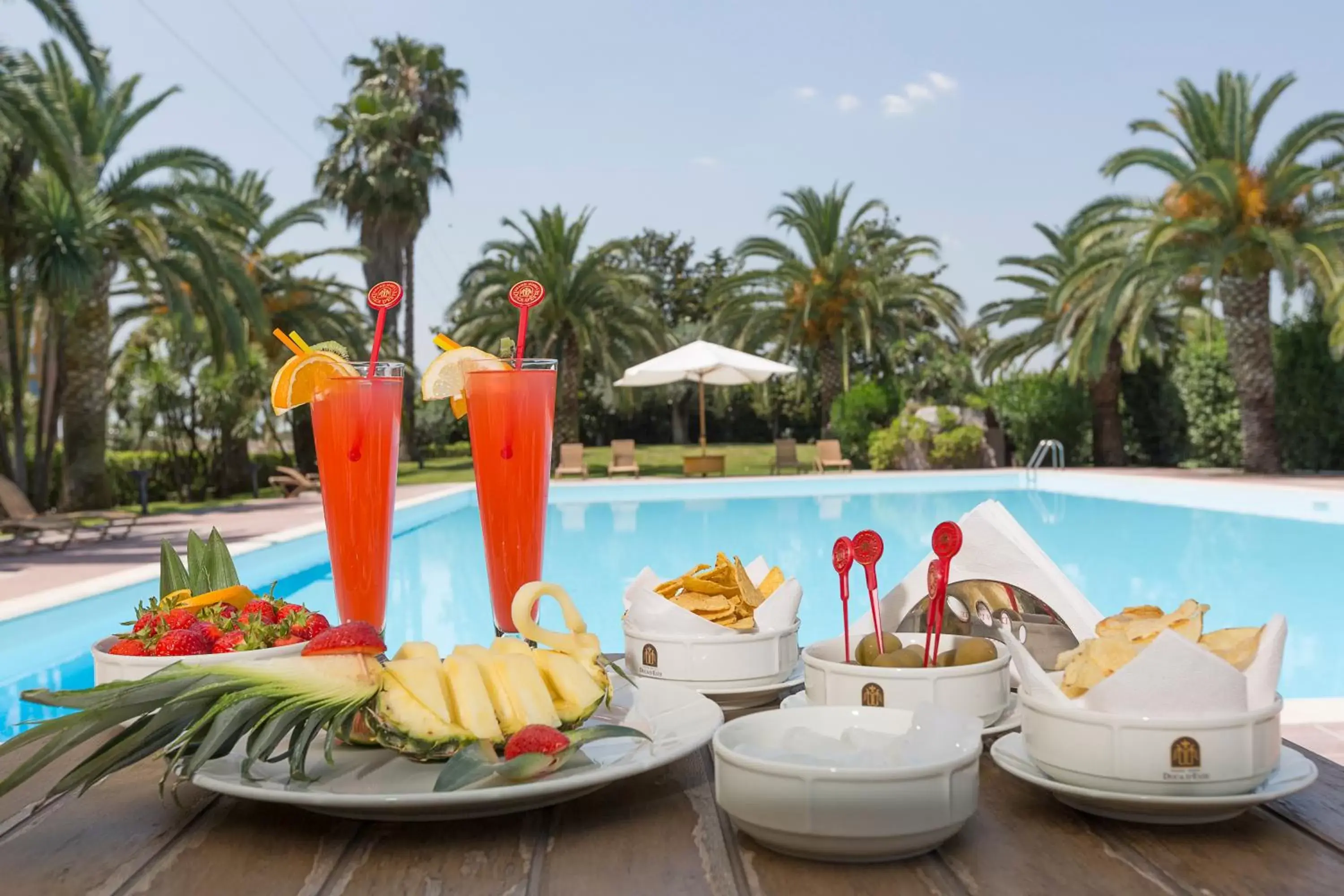 Food, Swimming Pool in Grand Hotel Duca D'Este