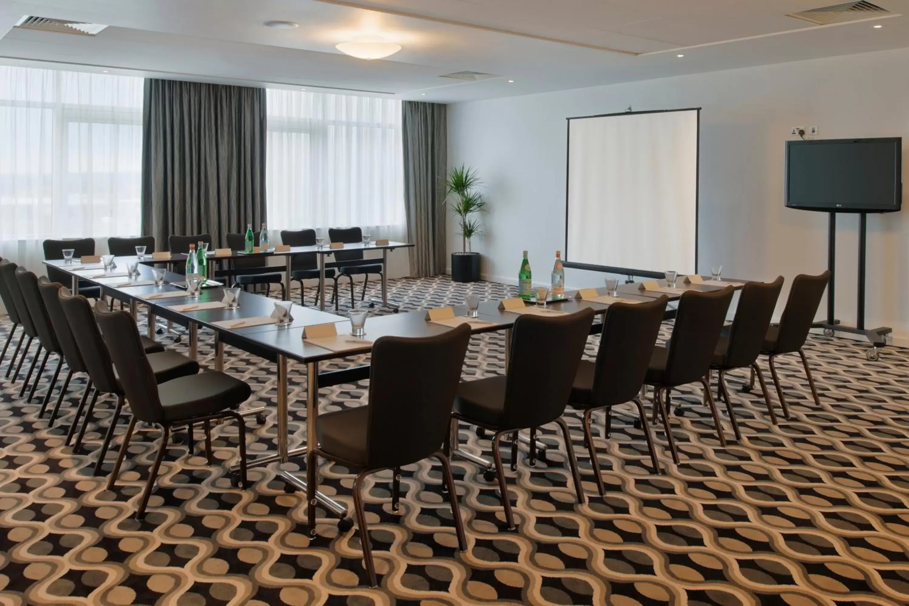 Meeting/conference room in Holiday Inn Derby Riverlights, an IHG Hotel