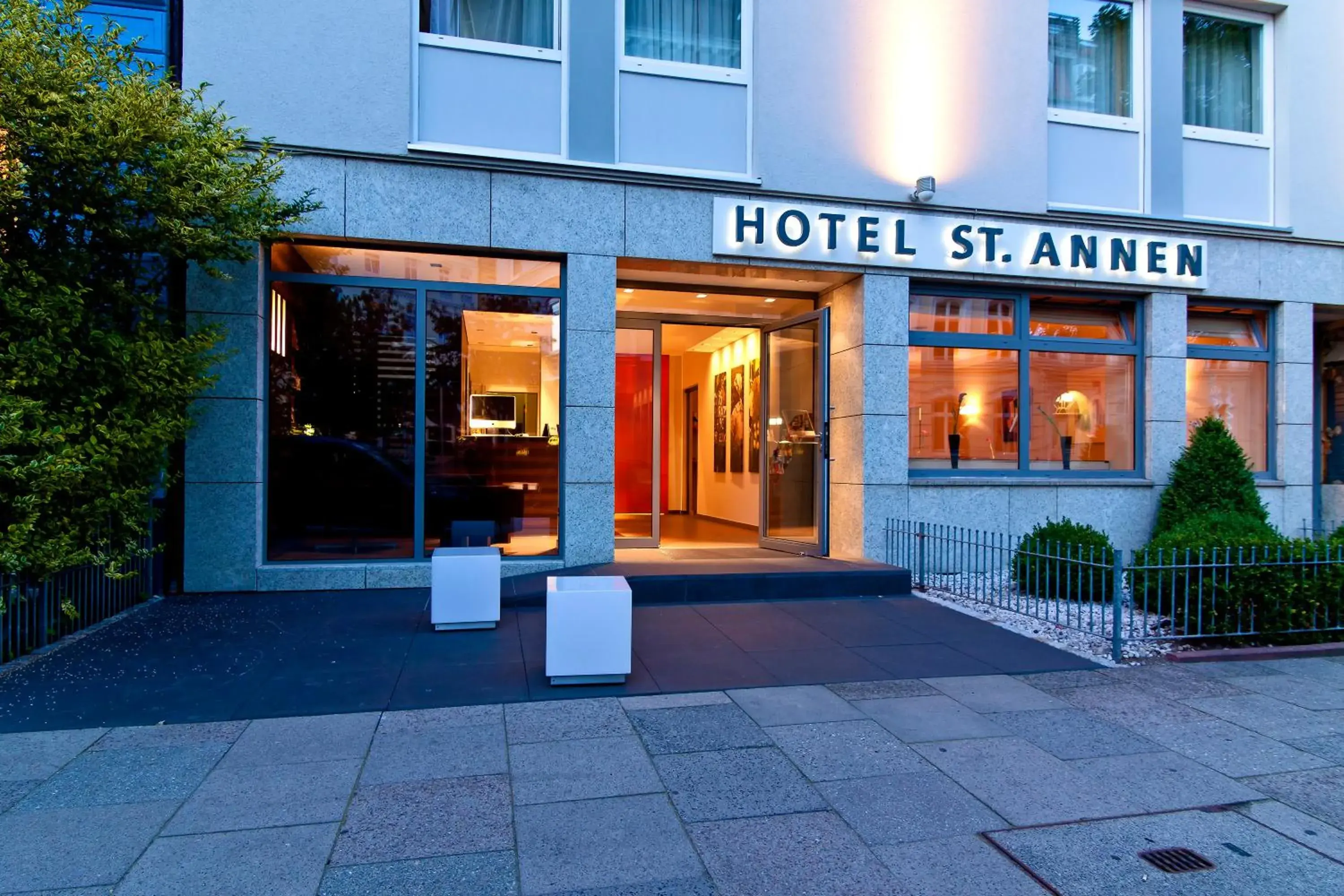 Facade/entrance in Hotel St. Annen