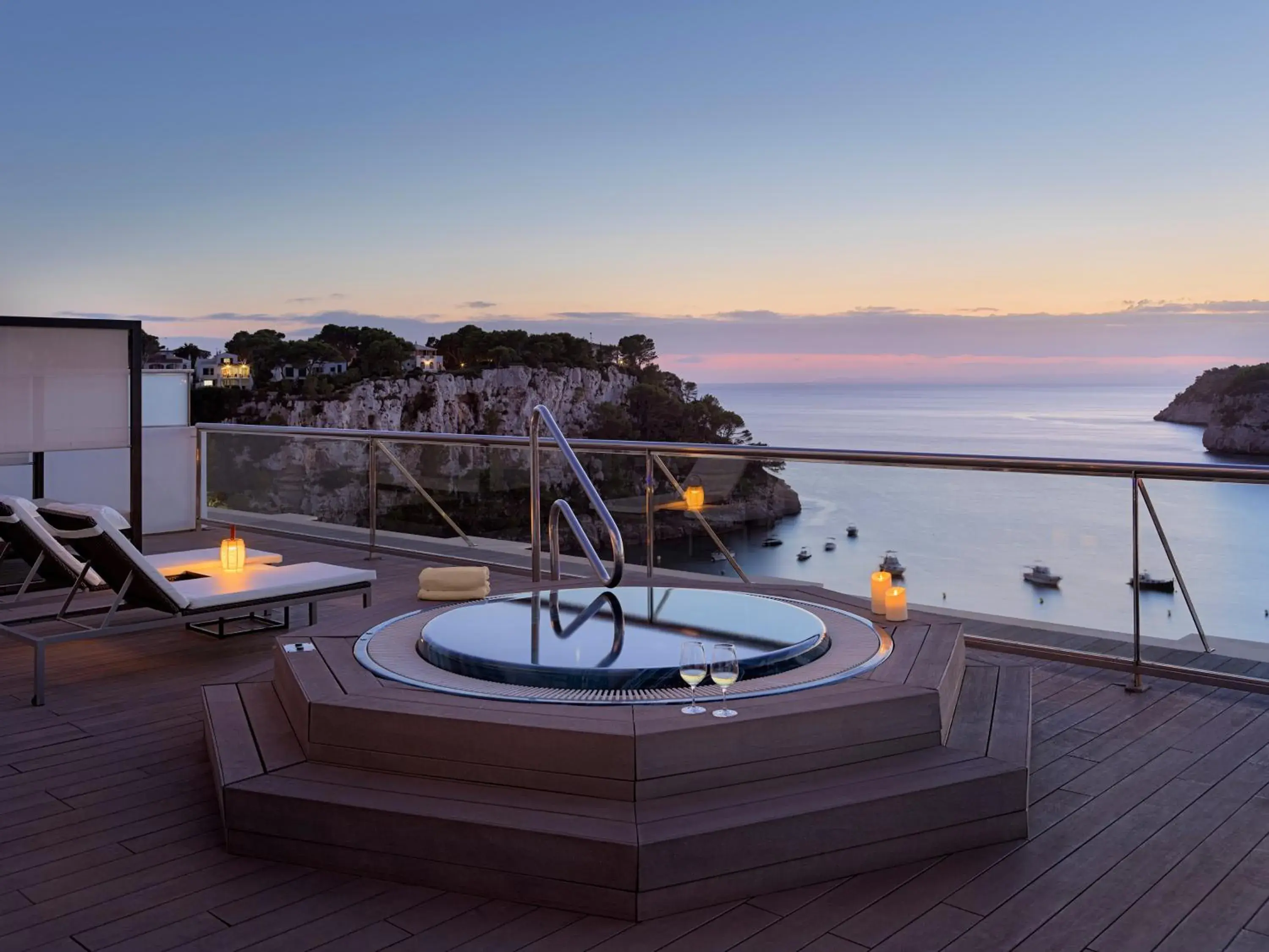 Hot Tub in Meliá Cala Galdana