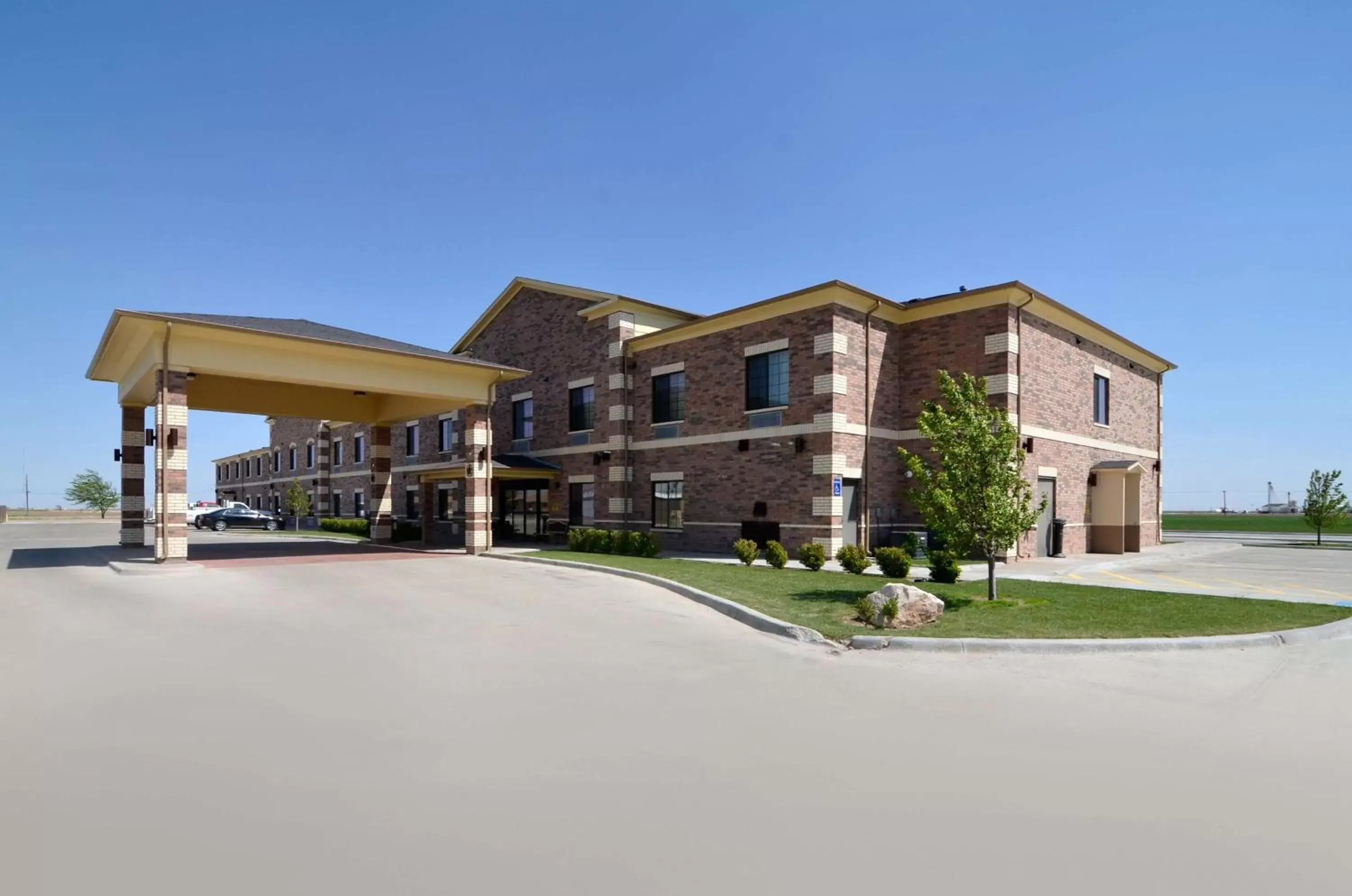 Property building in Quality Inn Perryton Property building in Quality Inn Perryton