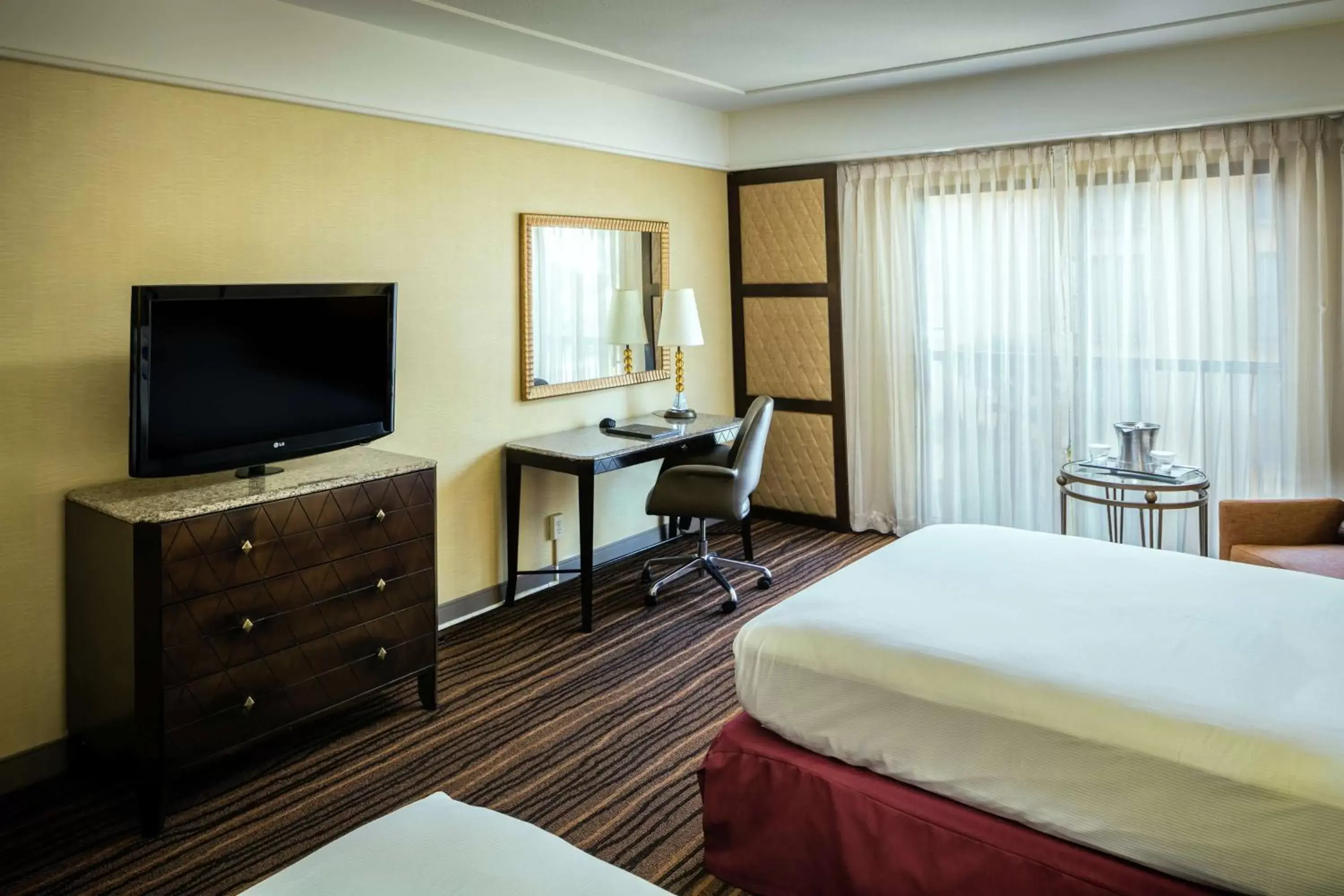 Bedroom, TV/Entertainment Center in Hilton Stockton