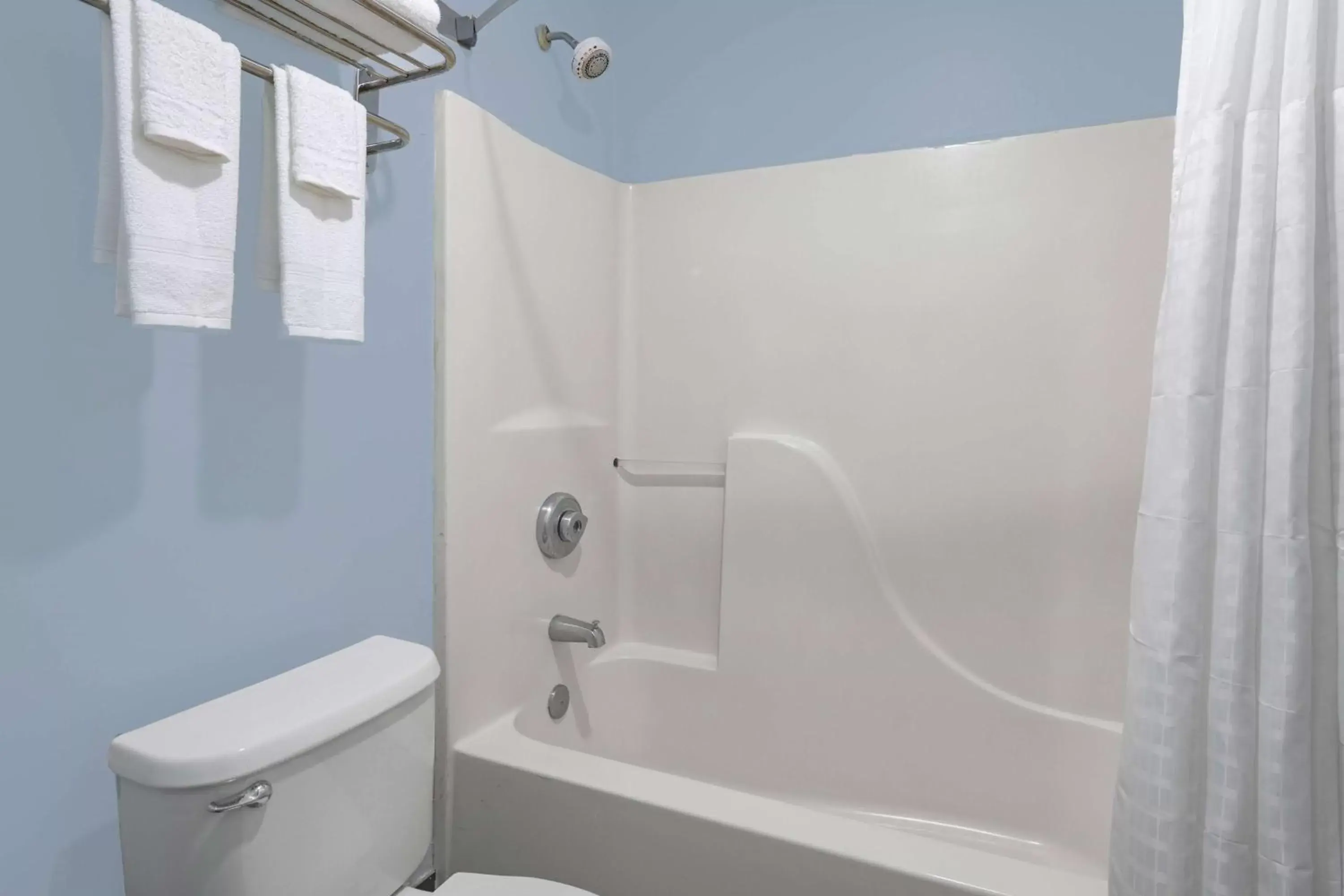 TV and multimedia, Bathroom in Days Inn by Wyndham Pensacola West