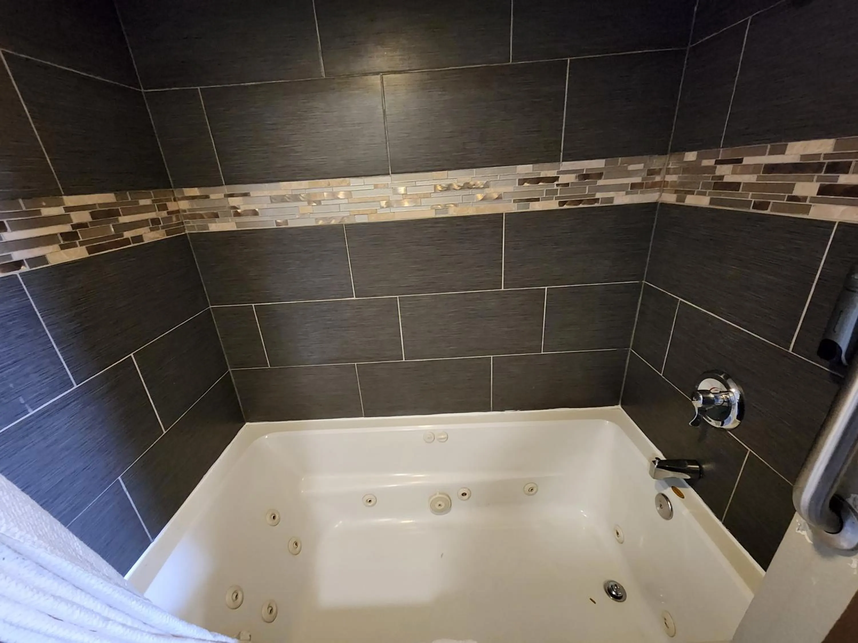 Shower in Americas Best Value Inn and Suites Little Rock