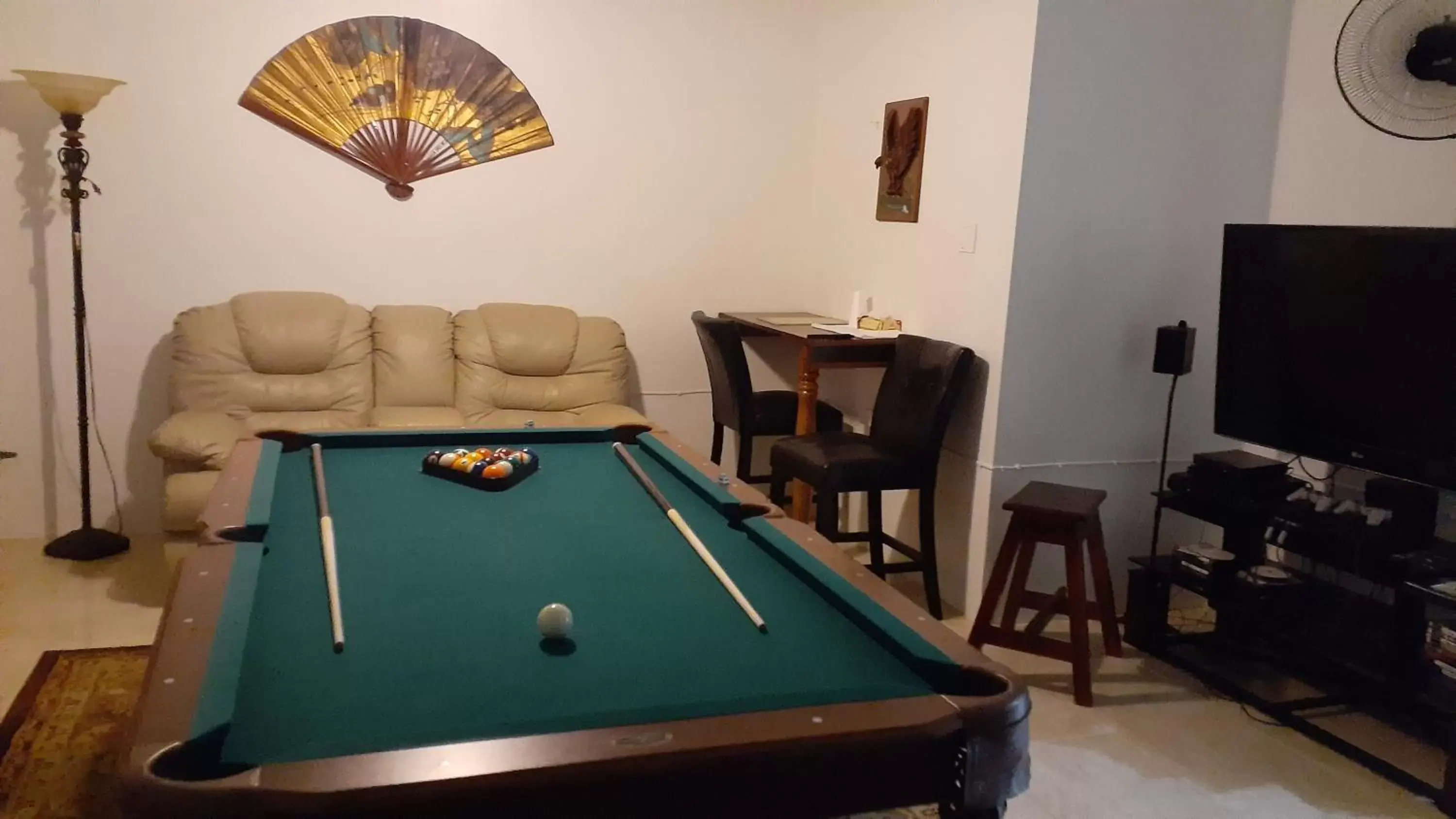 Lounge or bar, Billiards in Modrians