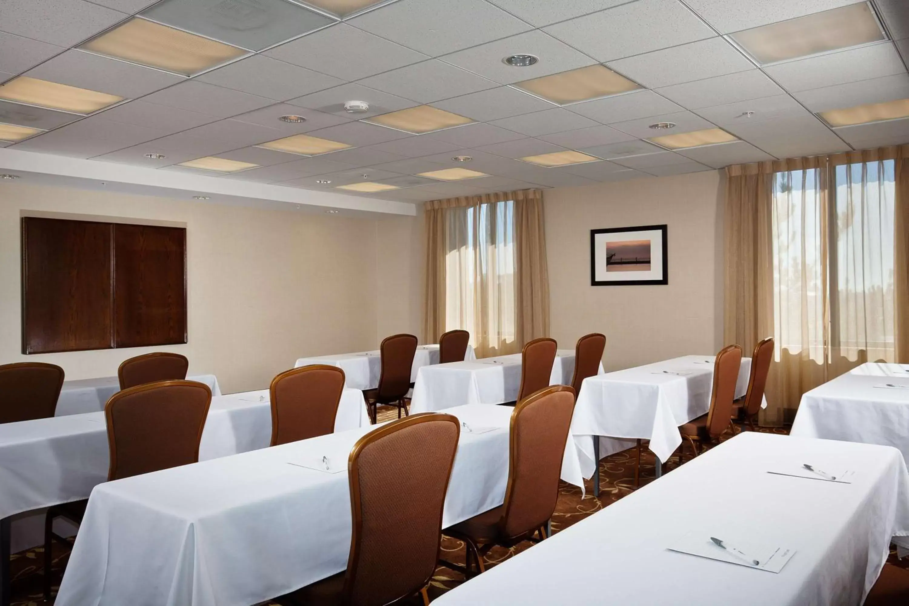 Meeting/conference room in Hampton Inn & Suites Arroyo Grande