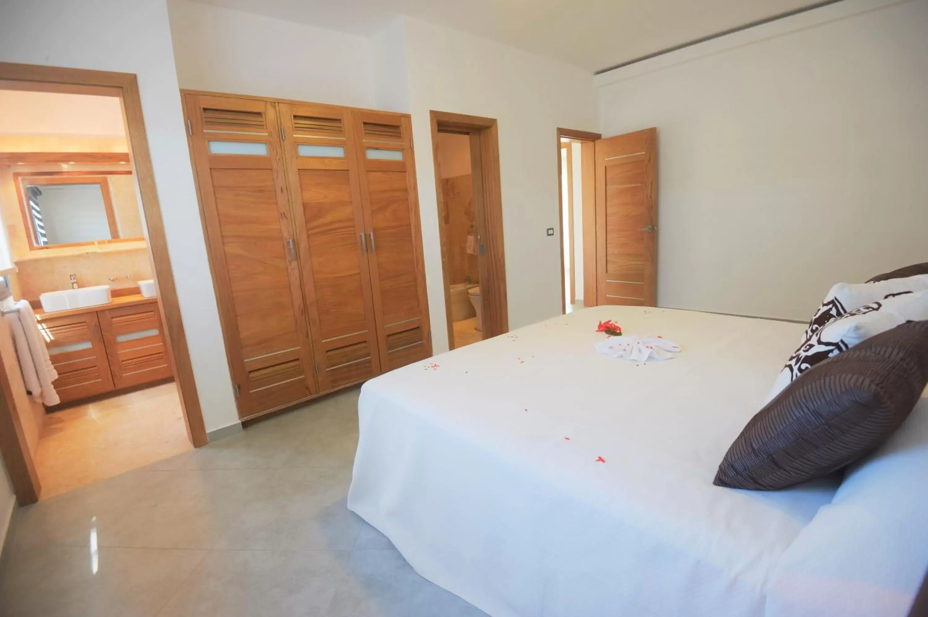 Bedroom, Bed in Aligio Apart-hotel & Spa - Las Terrenas