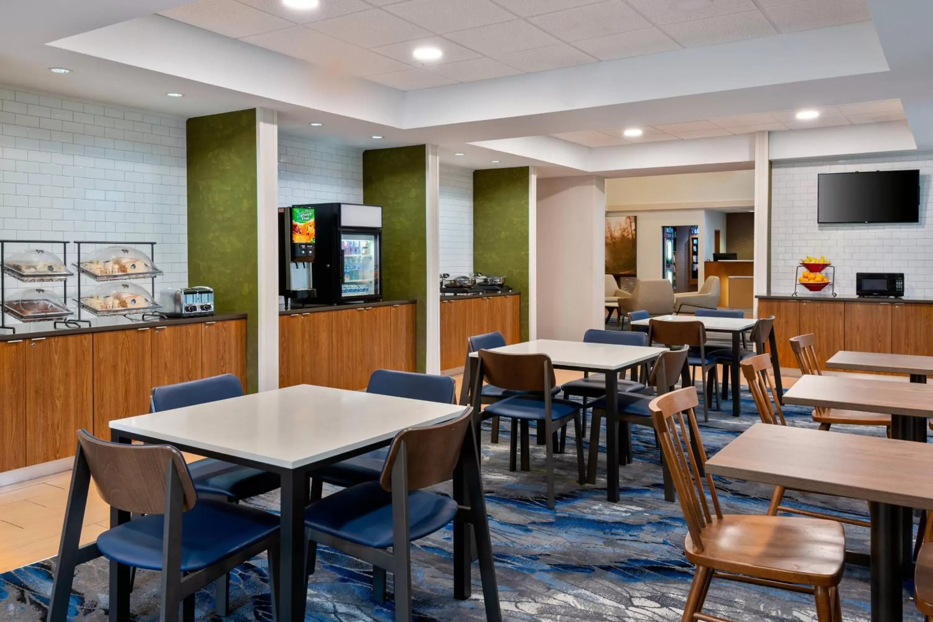 Breakfast, Restaurant/Places to Eat in Fairfield Inn and Suites by Marriott Clearwater