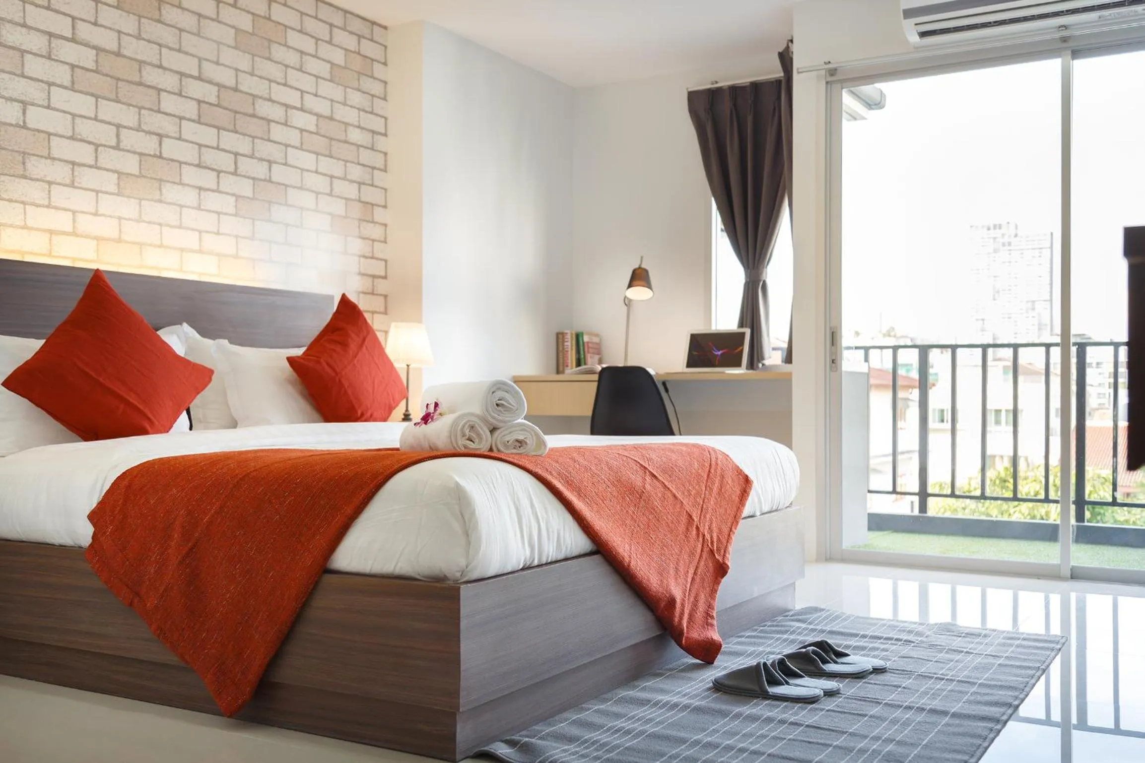 Bed in Q Space Residence