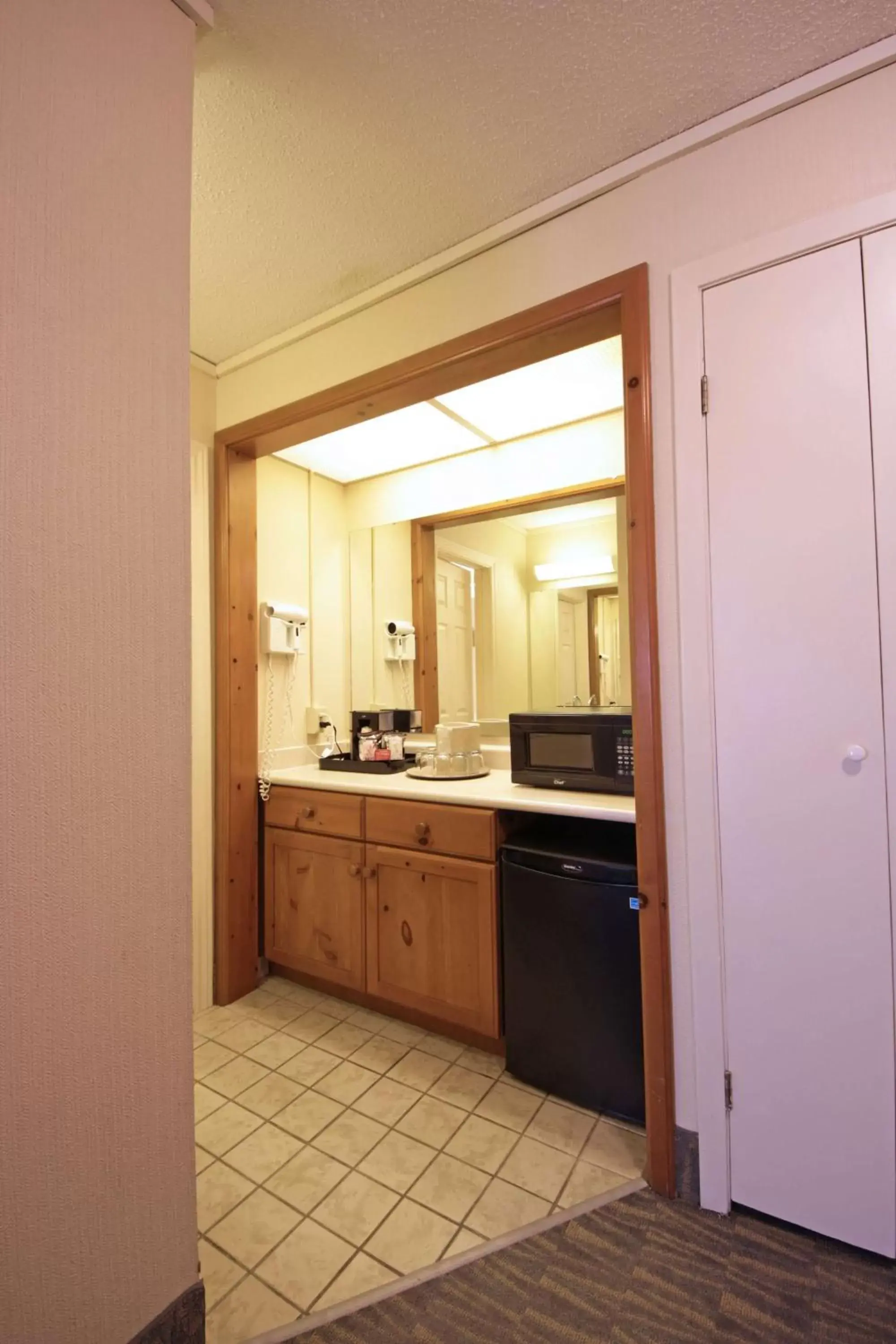 Kitchen or kitchenette, Kitchen/Kitchenette in The Water Tower Inn - BW Premier Collection