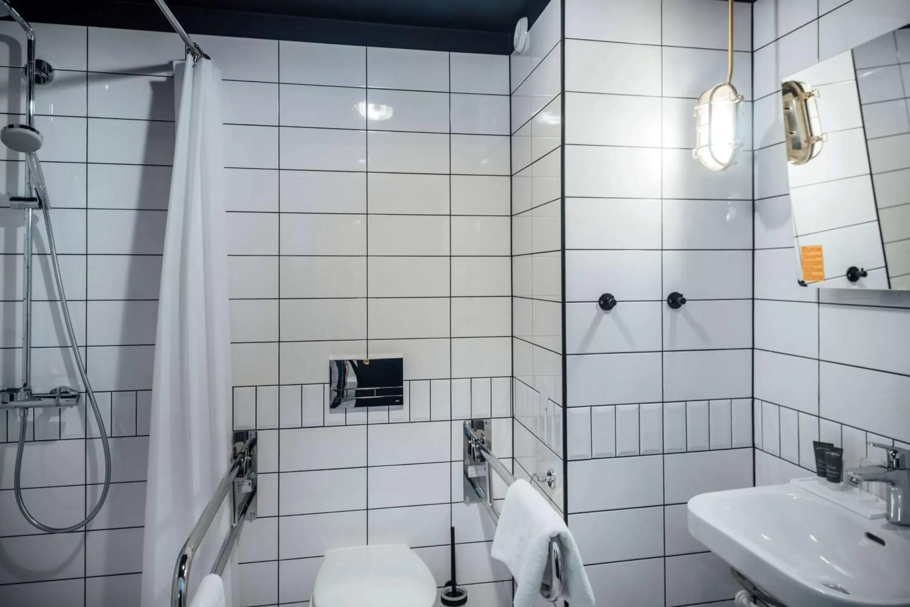 Bathroom in Vienna House by Wyndham Amber Baltic Miedzyzdroje