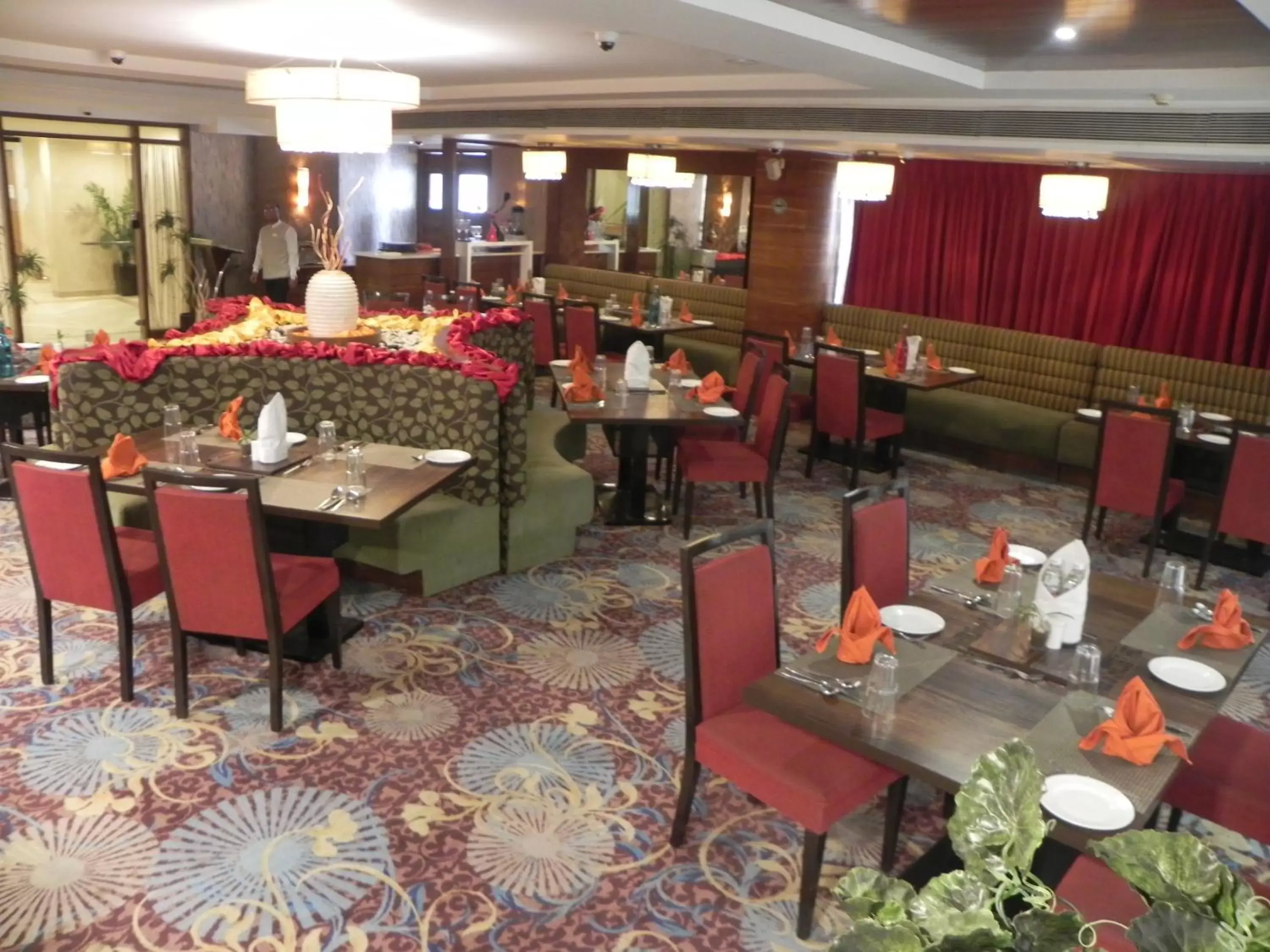 Restaurant/places to eat in Ramada Ahmedabad Restaurant/places to eat in Ramada Ahmedabad