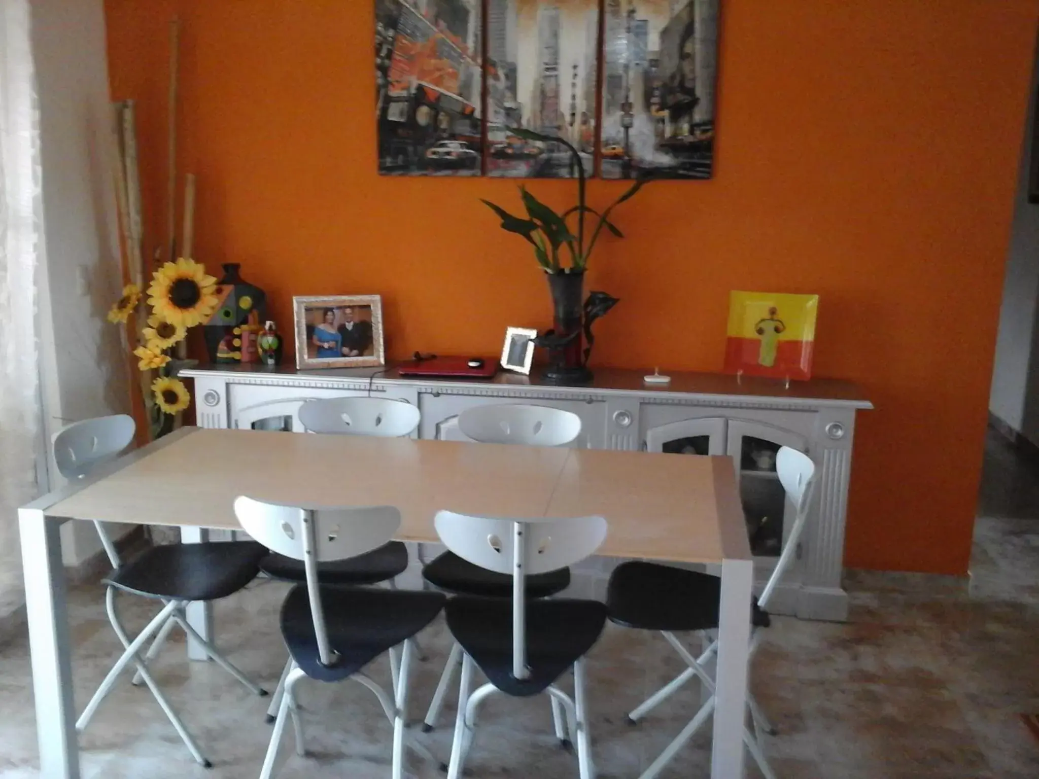 Lounge or bar, Dining Area in Nely y Pietro share apartment