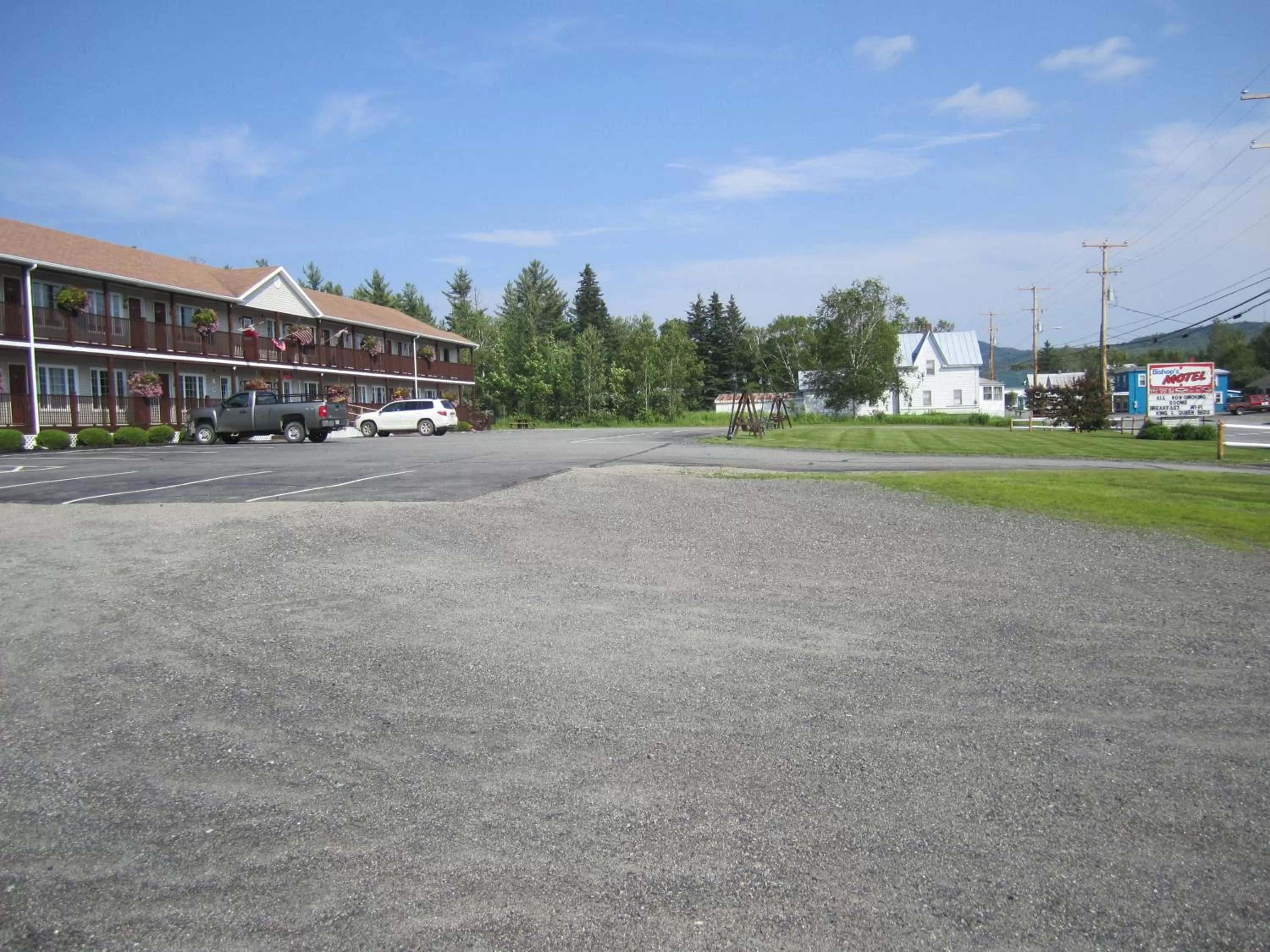 Bird's eye view, Property Building in Bishops Country Inn Motel